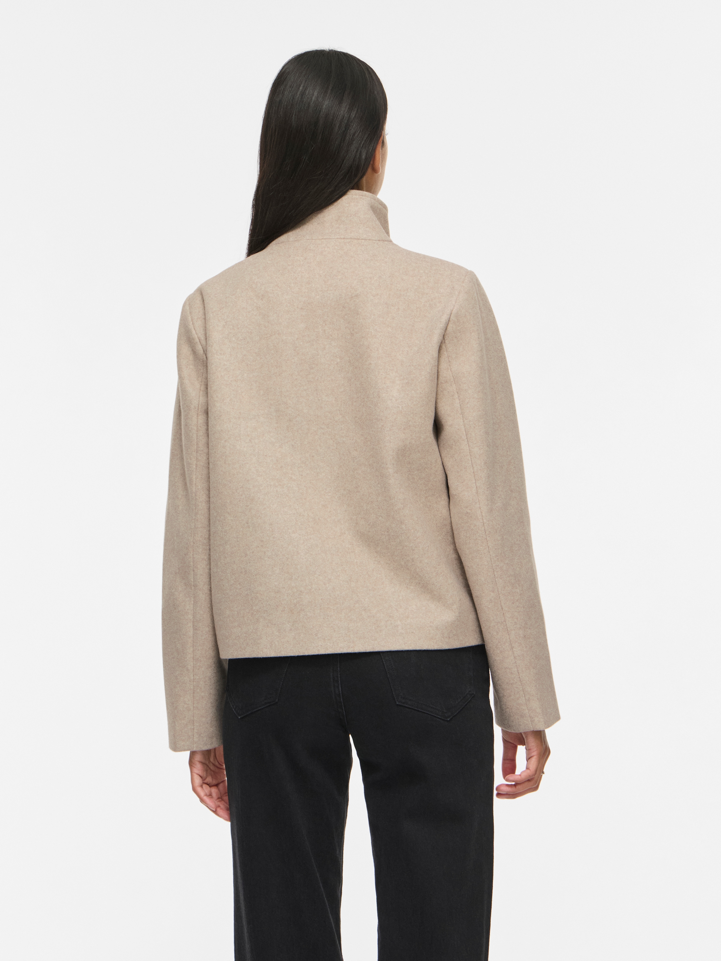 Vila Veste courte »VICLAUDIA L/S HIGH NECK SHORT JKT- NOOS« fibre synthétique