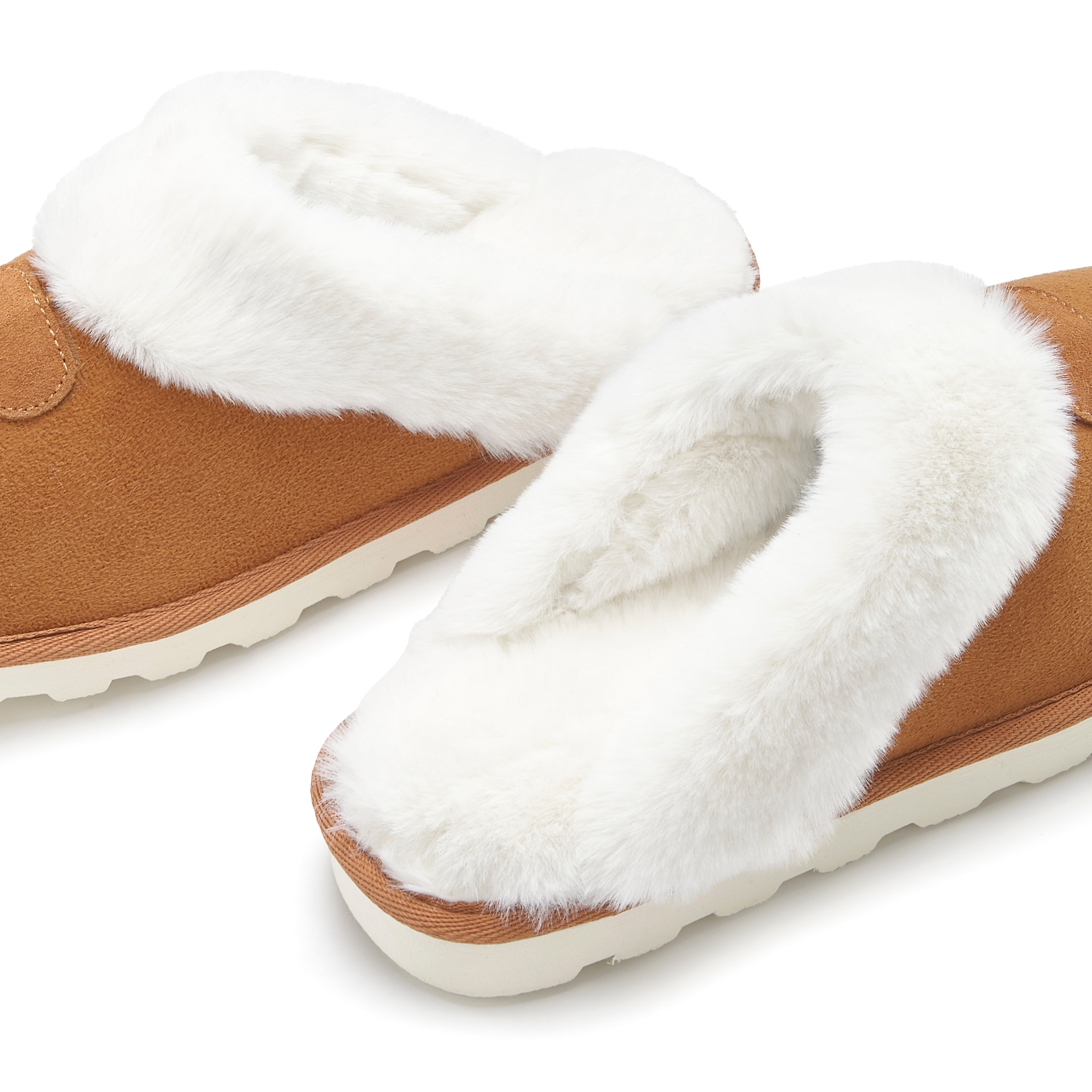 Vivance Dreams by Lascana Pantolette »Plüsch Hausschuh, Pantoffeln, Clogs, Schlappen, Hausschuh,«  avec doublure chaude VEGAN