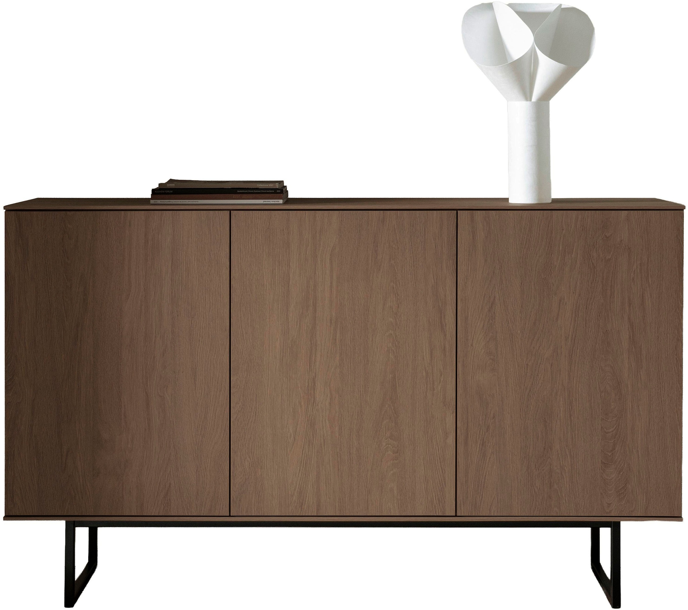 Home affaire Buffet »Lund, moderner Schrank, Kommode mit Kufengestell« surface supérieure visuellement fine, aspect haut de gamme, espace de rangement suffisant