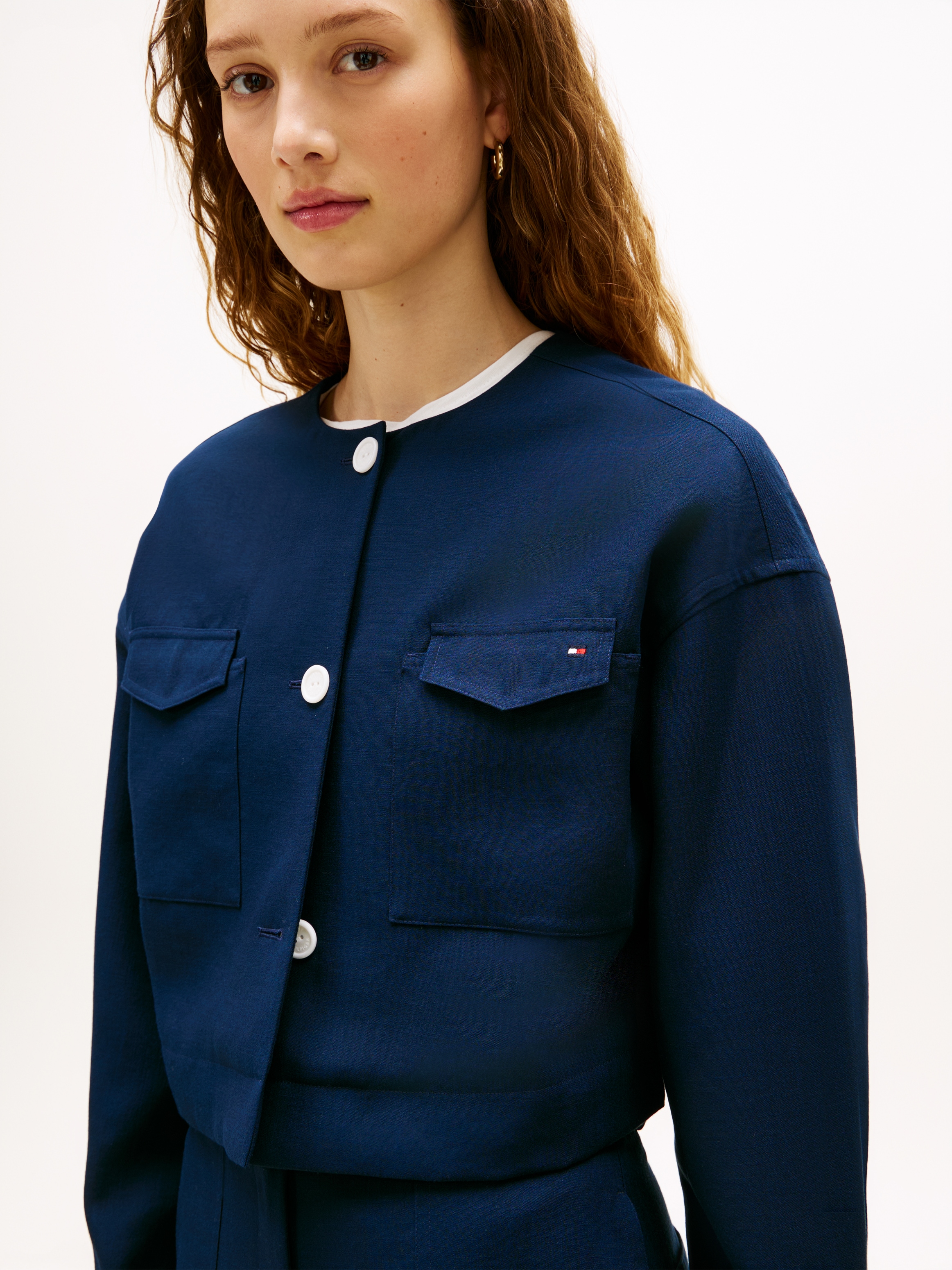 Tommy Hilfiger Blazer court »TAILORED UTILITY CROPPED JACKET« coupe boxy, sans col