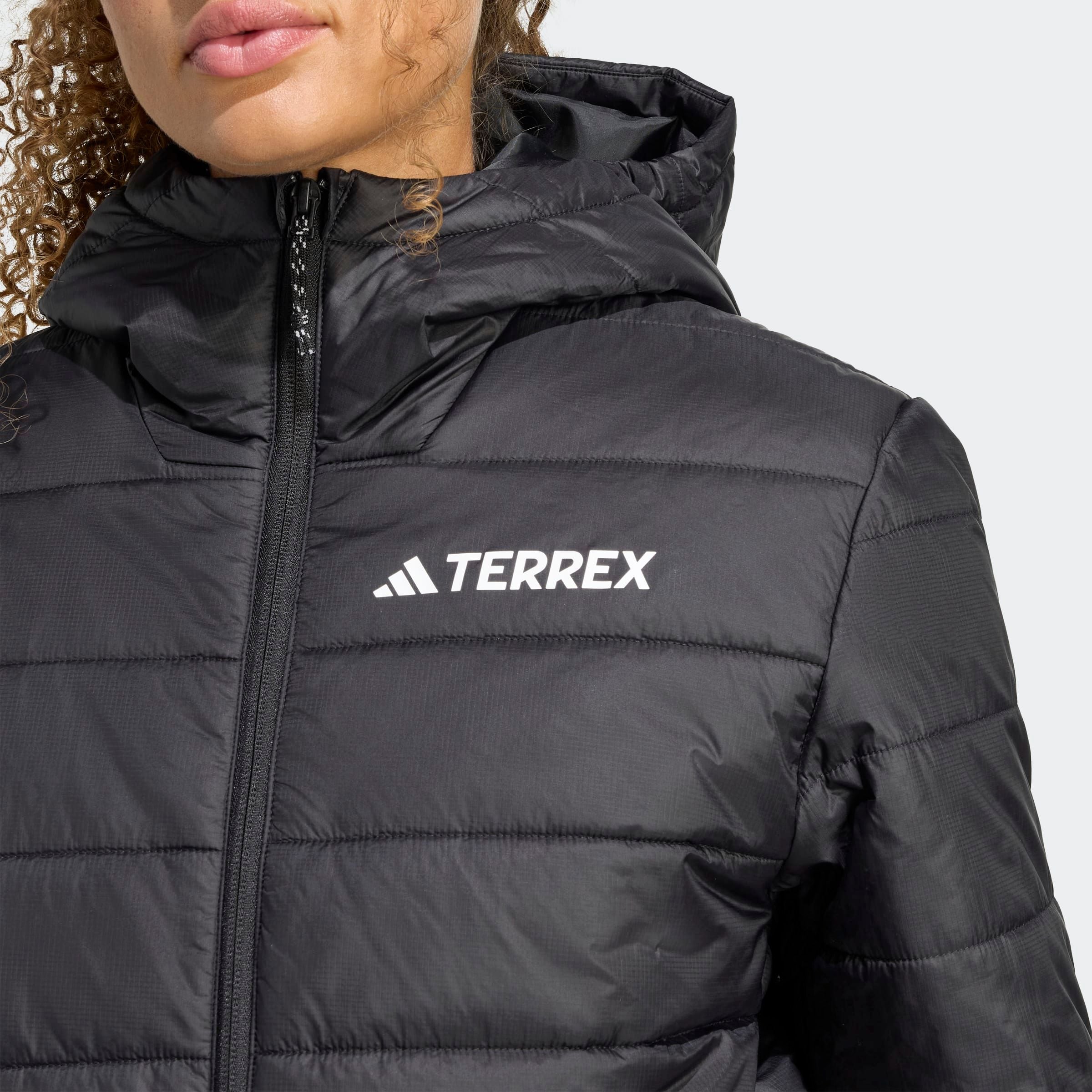 adidas TERREX Veste d'extérieur »W MT ESS P HO J« mit Kapuze wärmend durch Climawarm Technologie, mit Kapuze