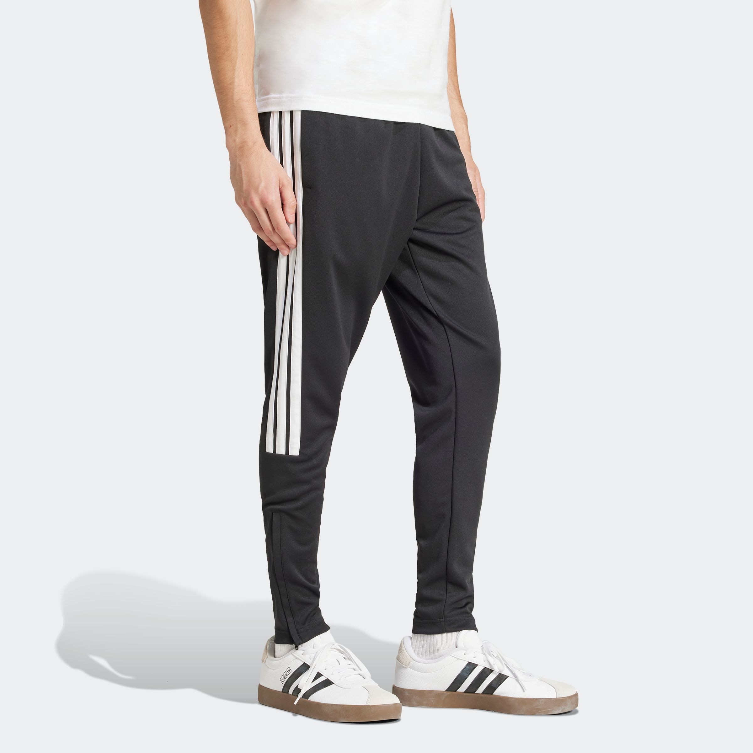 adidas Sportswear Pantalon de sport »TIRO WORDMARK«