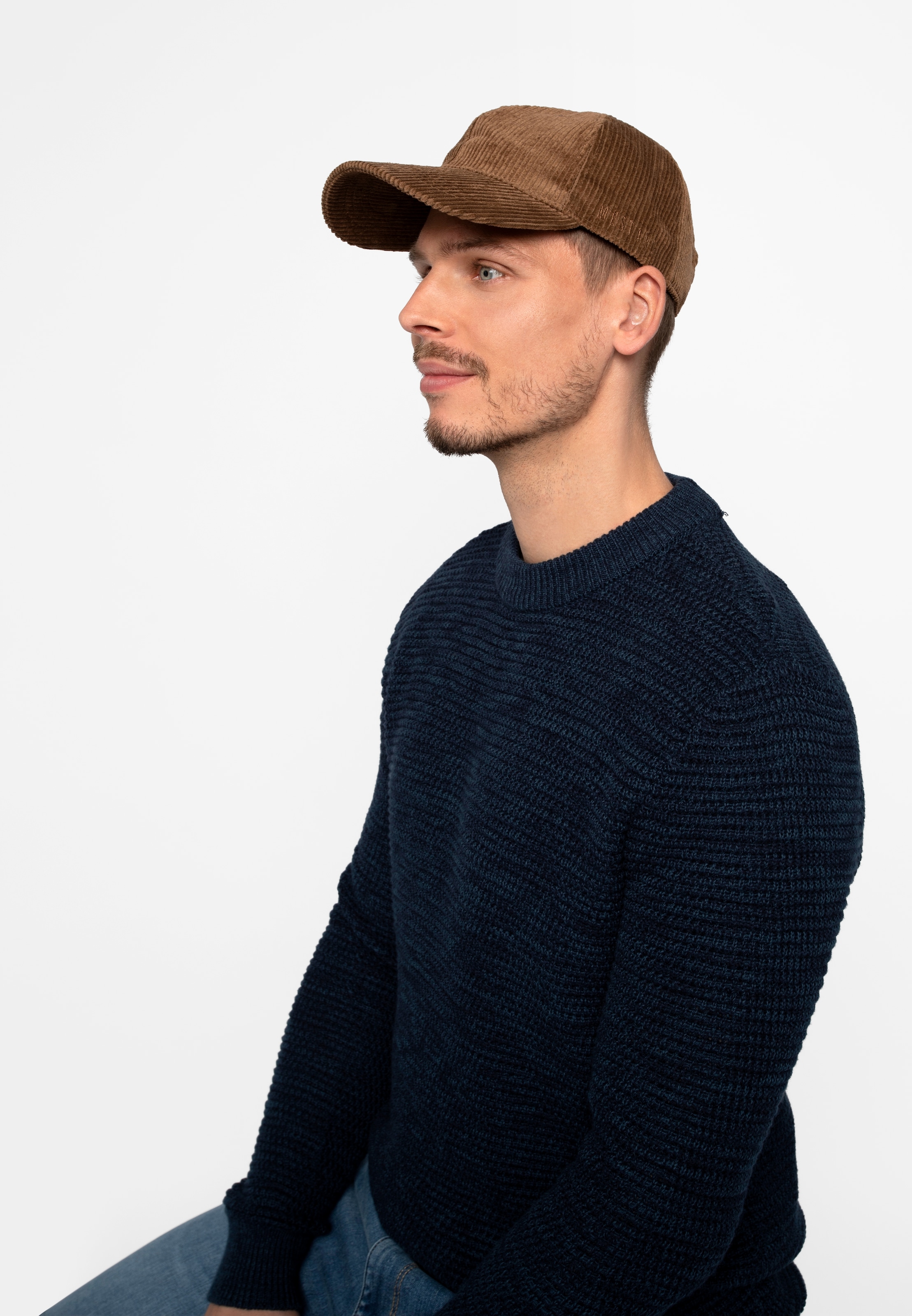 MUSTANG Casquette de baseball »"Rowan"« avec visière arrondie, en coton effet velours côtelé, uni