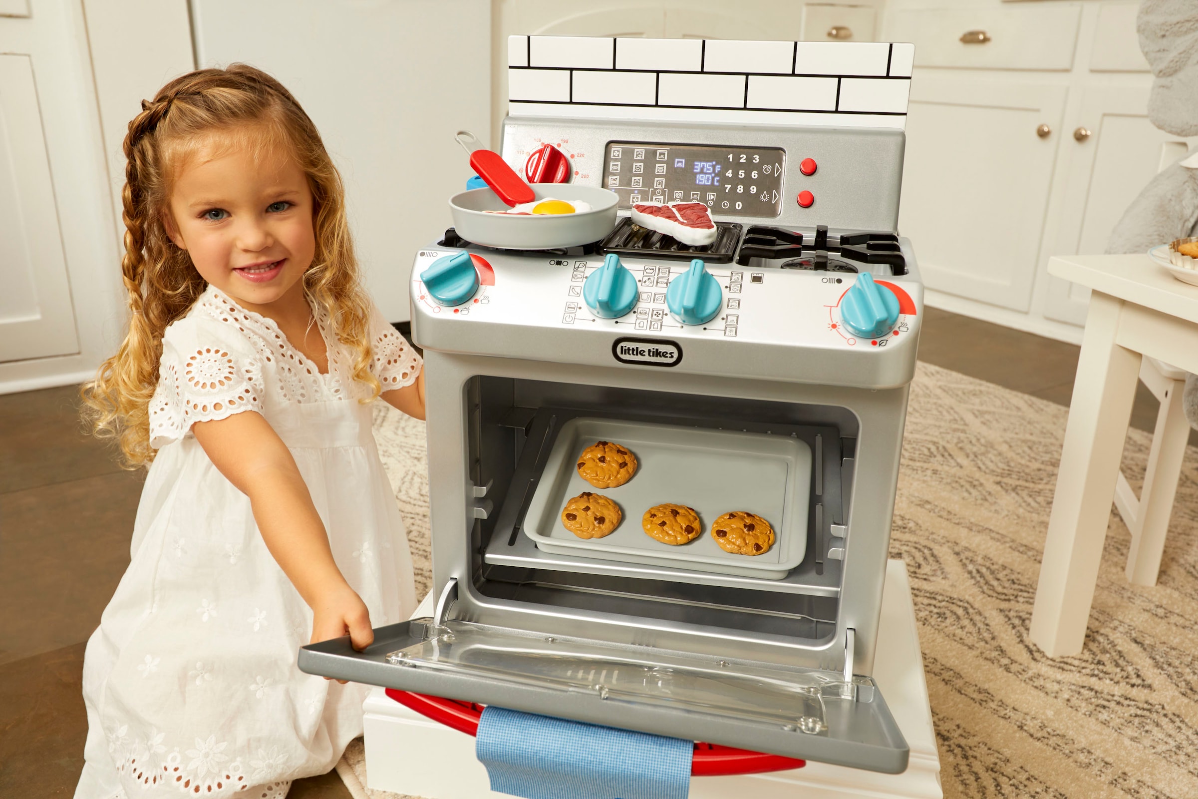 Little Tikes® Kinder-Herd »First Oven« mit Licht und Sound