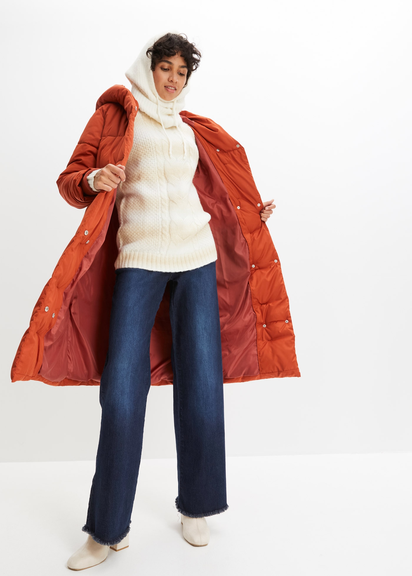 bonprix Manteau matelassé avec rembourrage épais, avec capuche, coupe oversize