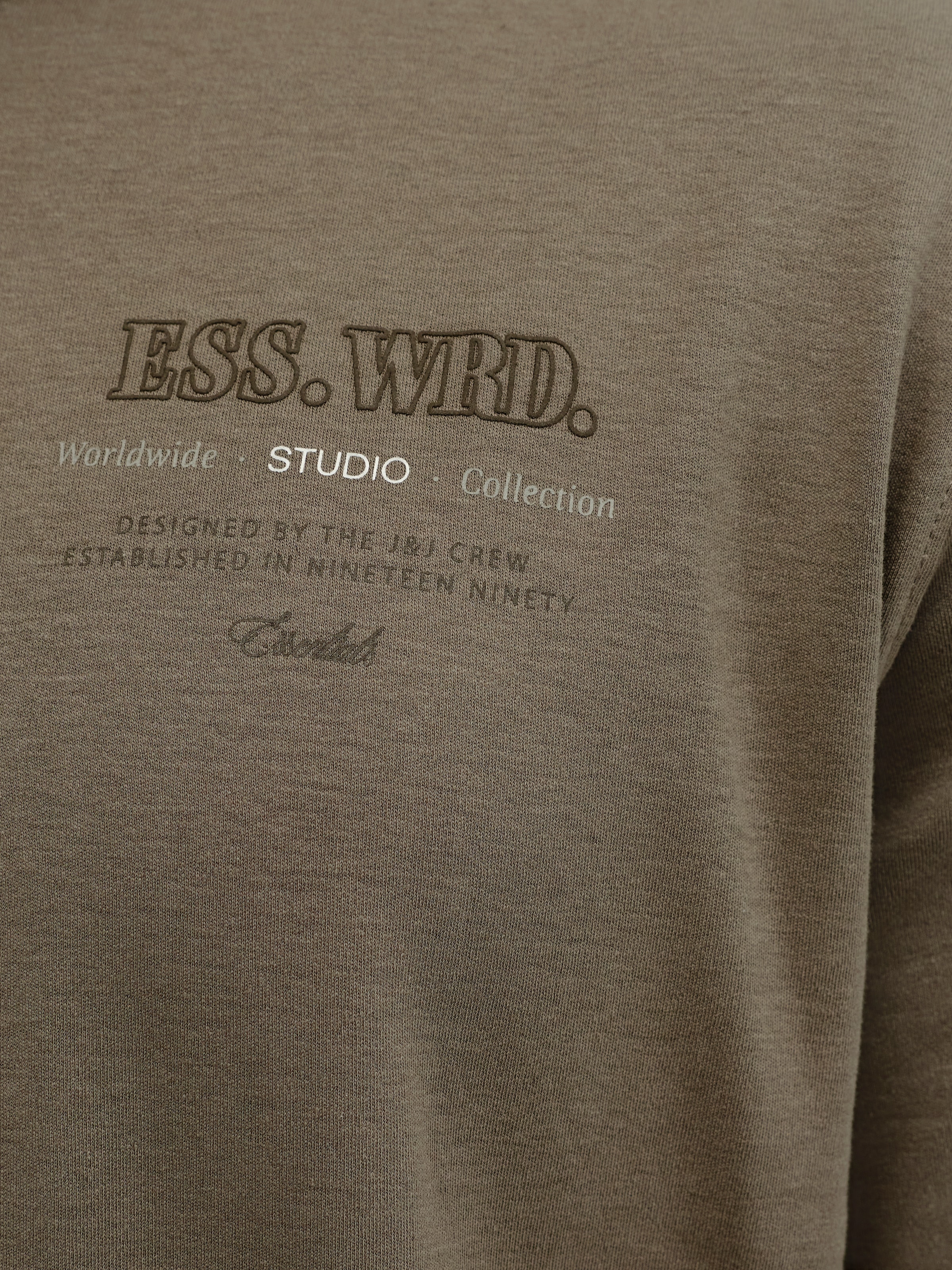 Jack & Jones PlusSize T-shirt »JJEURBAN EDGE STUDIO TEE SS SN PLS« mit Logobranding