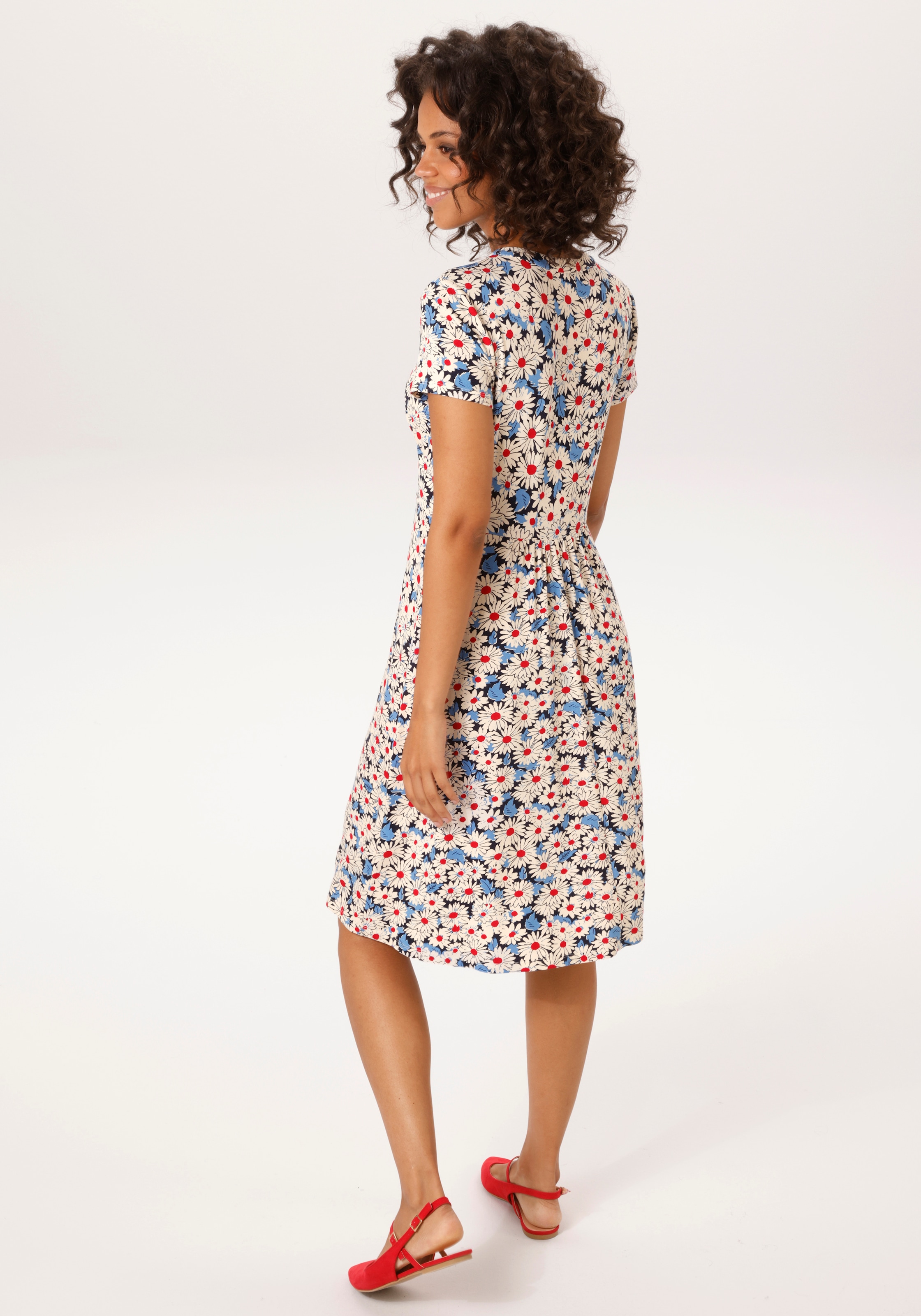 Aniston CASUAL Robe d'été , allover mit Blüten bedruckt - NEUE KOLLEKTION