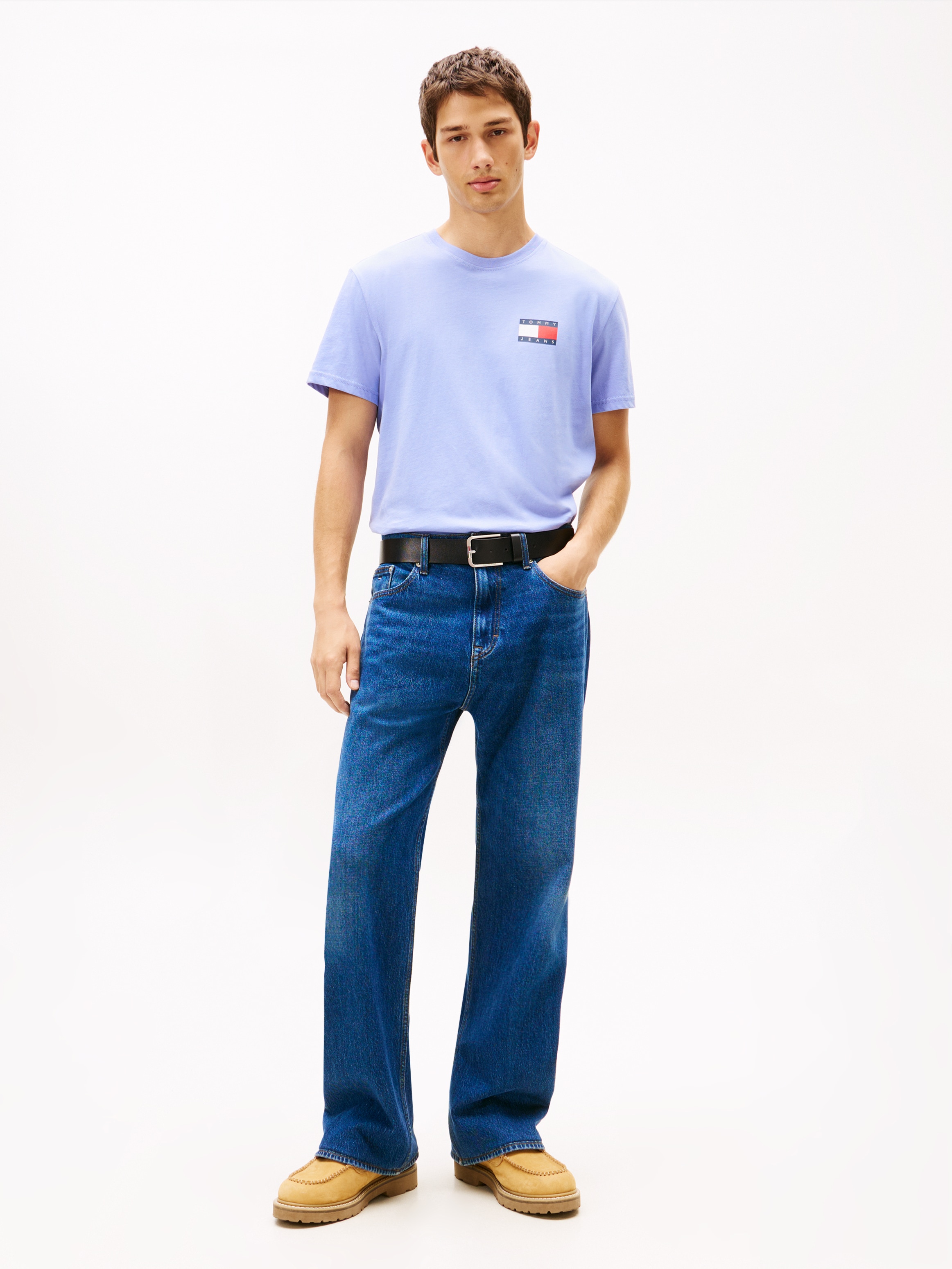 Tommy Jeans T-shirt »TJM SLIM FIT ESSENTIAL FLAG« mit Rundhalsausschnitt