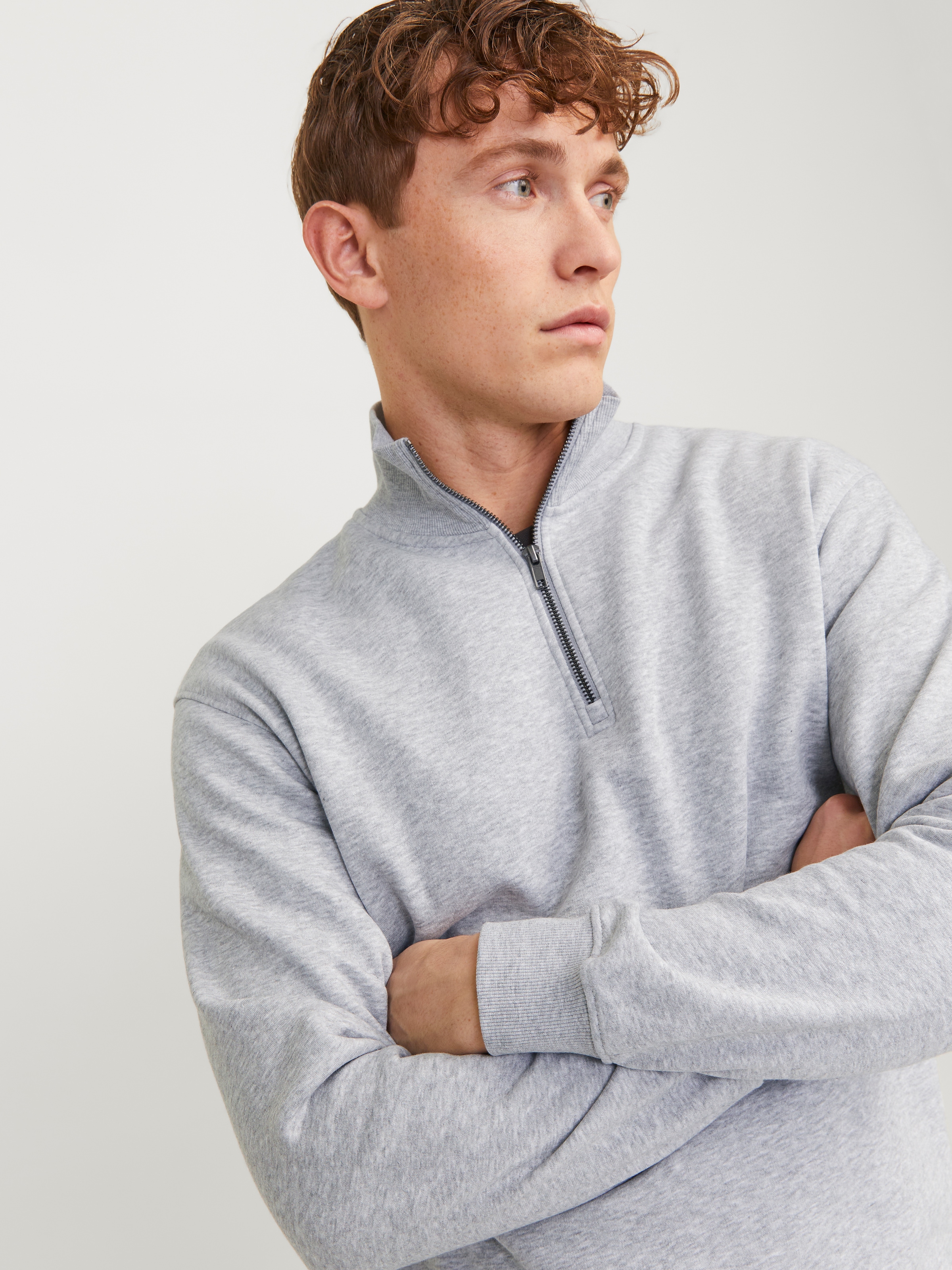 Jack & Jones Sweatshirt »JJEBRADLEY SWEAT HALF ZIP NOOS«, Materialmix, relaxed fit
