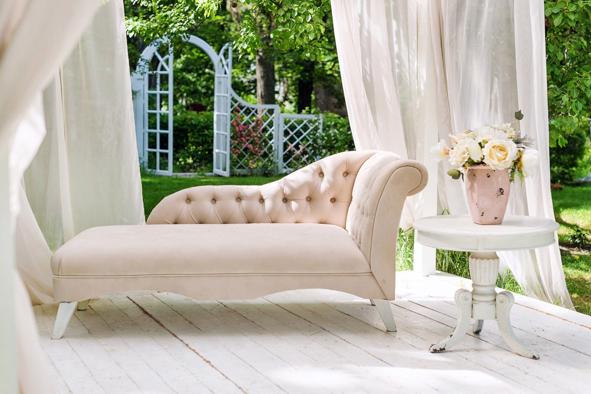 Papermoon Fototapete »GAZEBO-SOMMER GARTEN BLUMEN FANTASIE ABSTRAKT DESIGN«