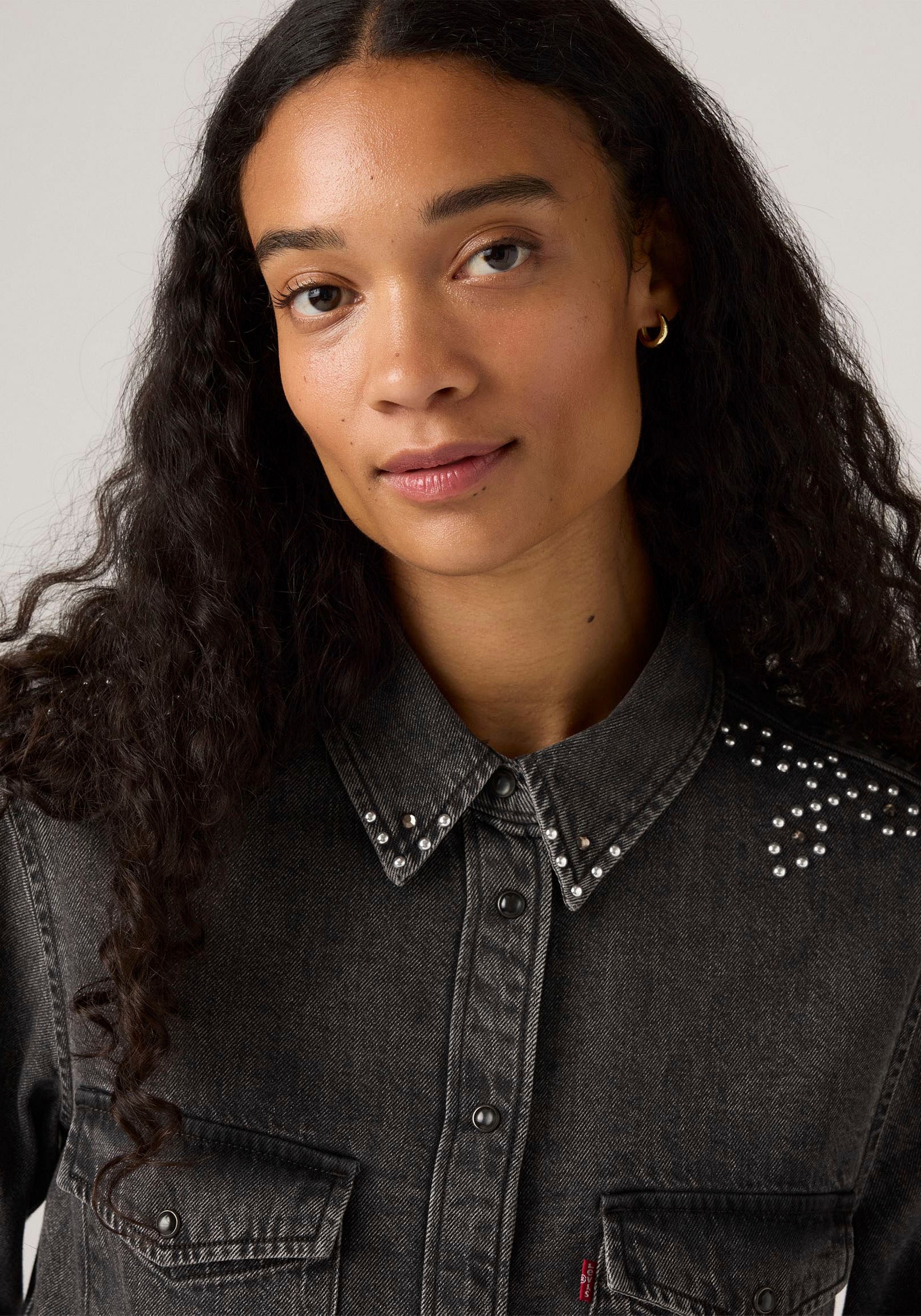 Levi's® Blouse en jean »ESSENTIAL WESTERN« mit Brusttaschen mit Druckknöpfen