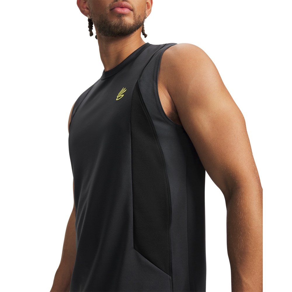 Under Armour® Haut d'entraînement »CURRY TRAINING TANK« en maille structurée, finition robuste, respirant