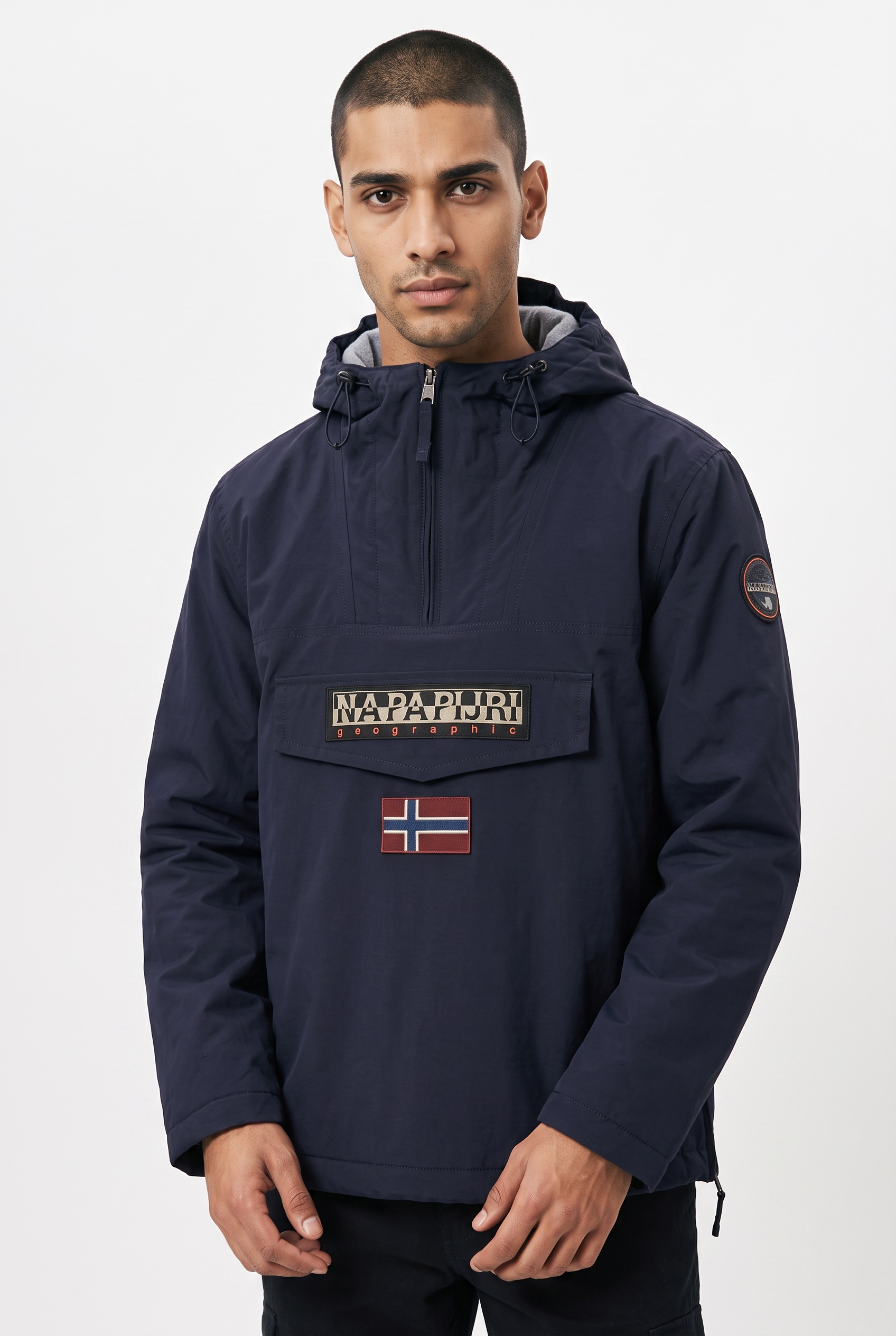 Napapijri Anorak »RAINFOREST WINTER 3 DARK GREY SOLID« avec capuche au design uni, silhouette sportive