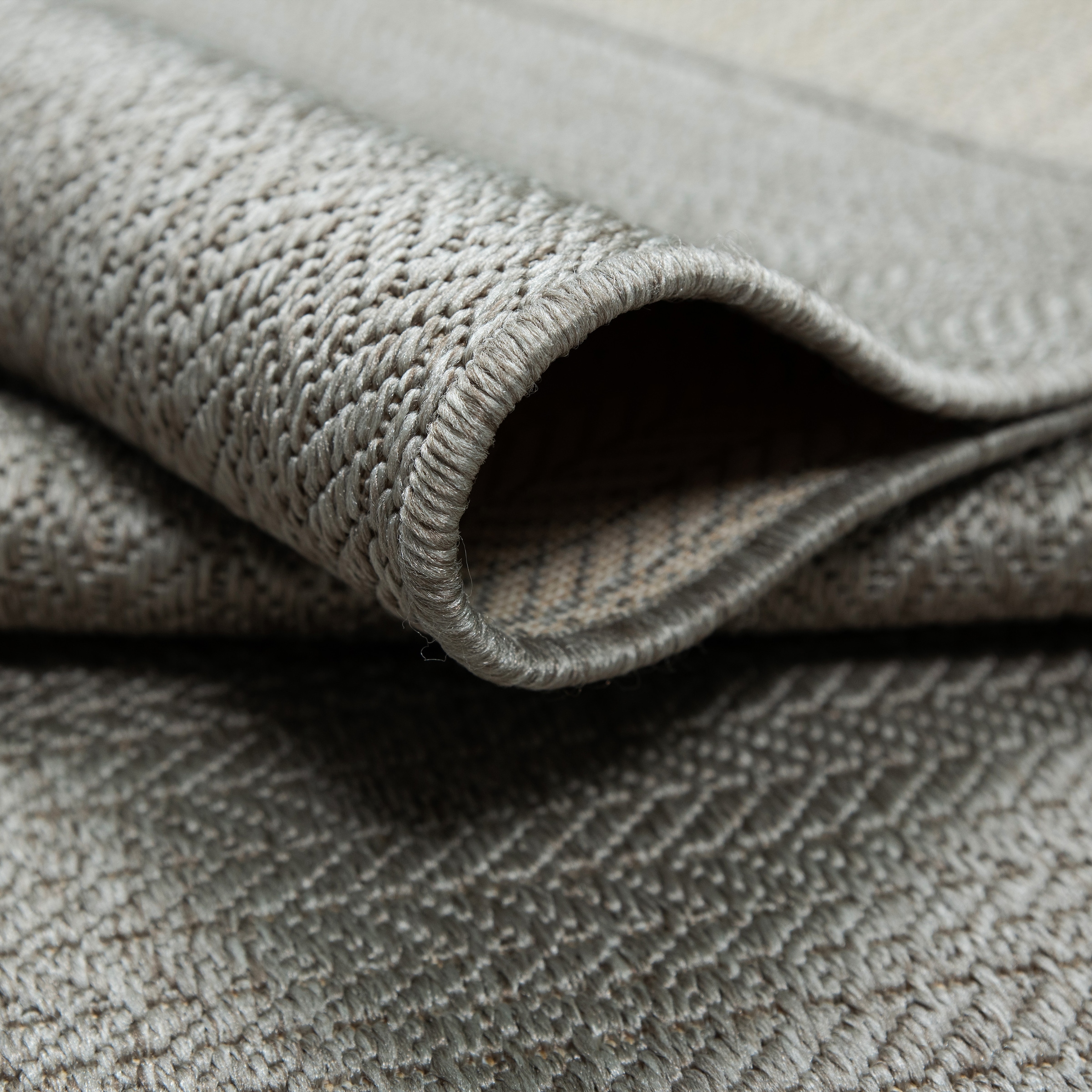 GOODproduct Teppich »Aliv, Fischgräten-Design auch für Balkon und Terrasse« rechteckig 3 mm Höhe In- und Outdoor geeignet, Wetterfest & UV-beständig