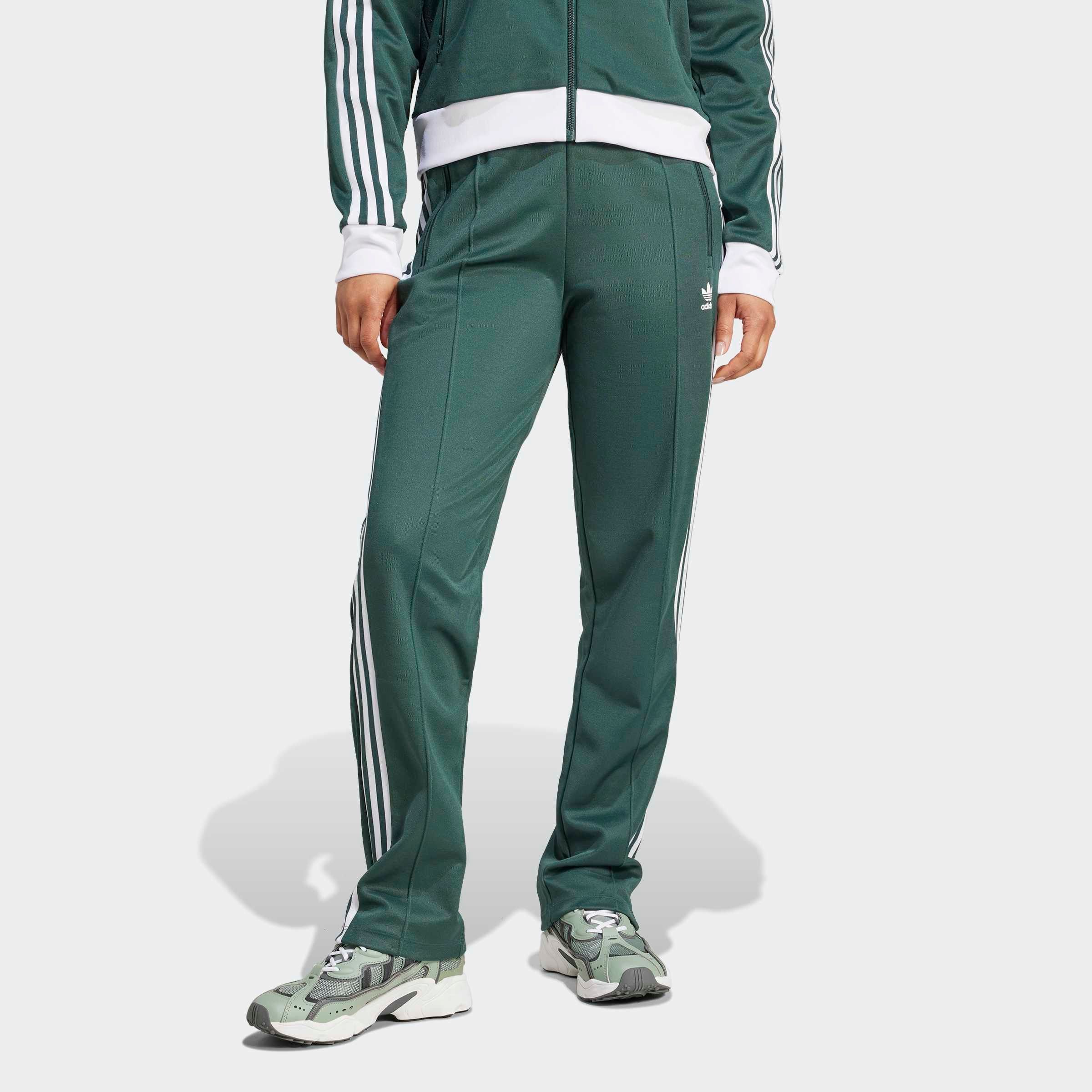 adidas Originals Pantalon de sport »CLASSIC TP«  Retro Style, der gerade Schnitt mit schmal zulaufenden Bein