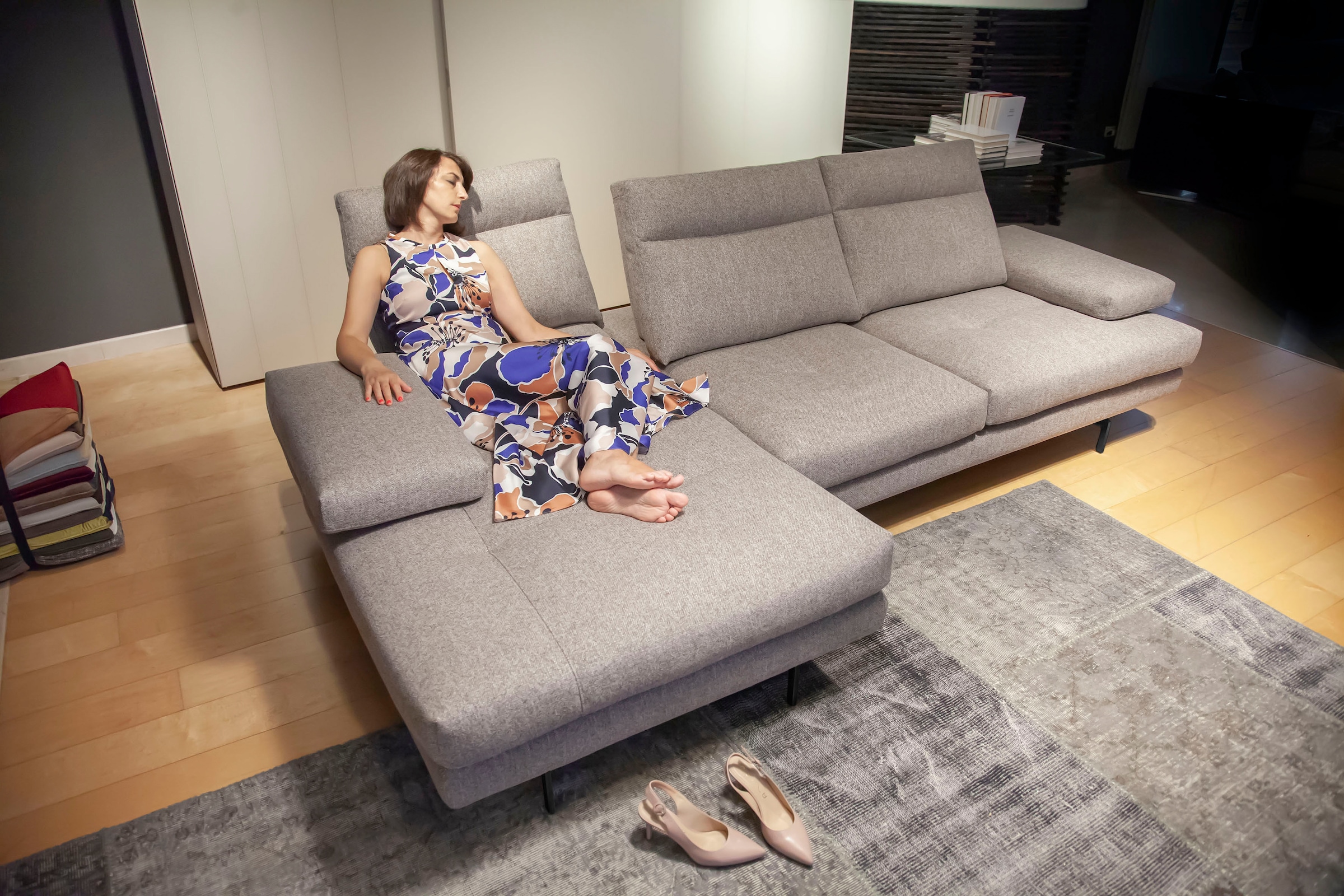 CALIA ITALIA Canapé d'angle »Toby Wing, B/T: 278/153 cm, Designsofa, Premium Sitzkomfort, L-Form« avec réglage de la profondeur d'assise, pieds noir mat