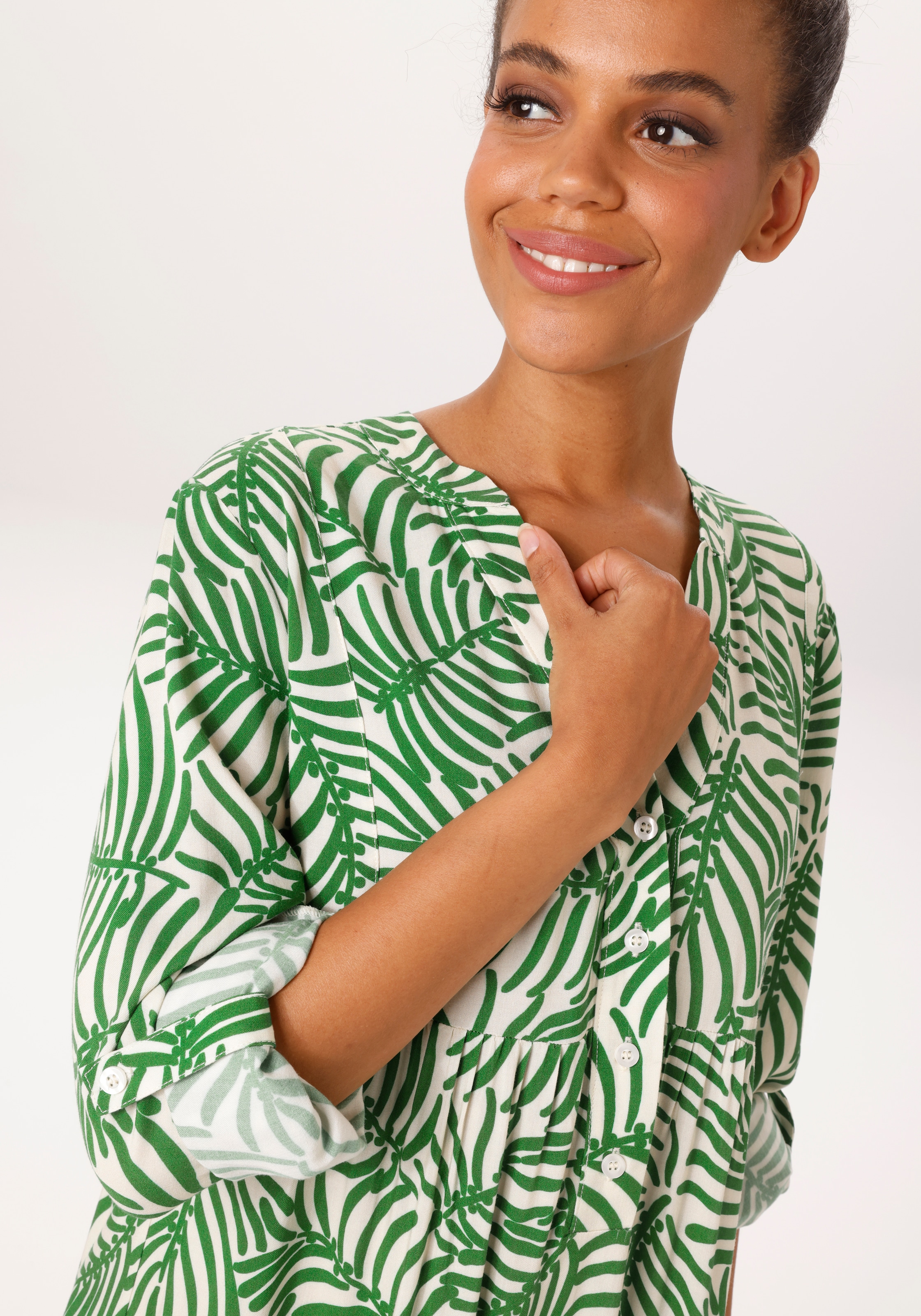 Aniston CASUAL Maxikleid mit grossflächigen, grafischen Blättern bedruckt - NEUE KOLLEKTION