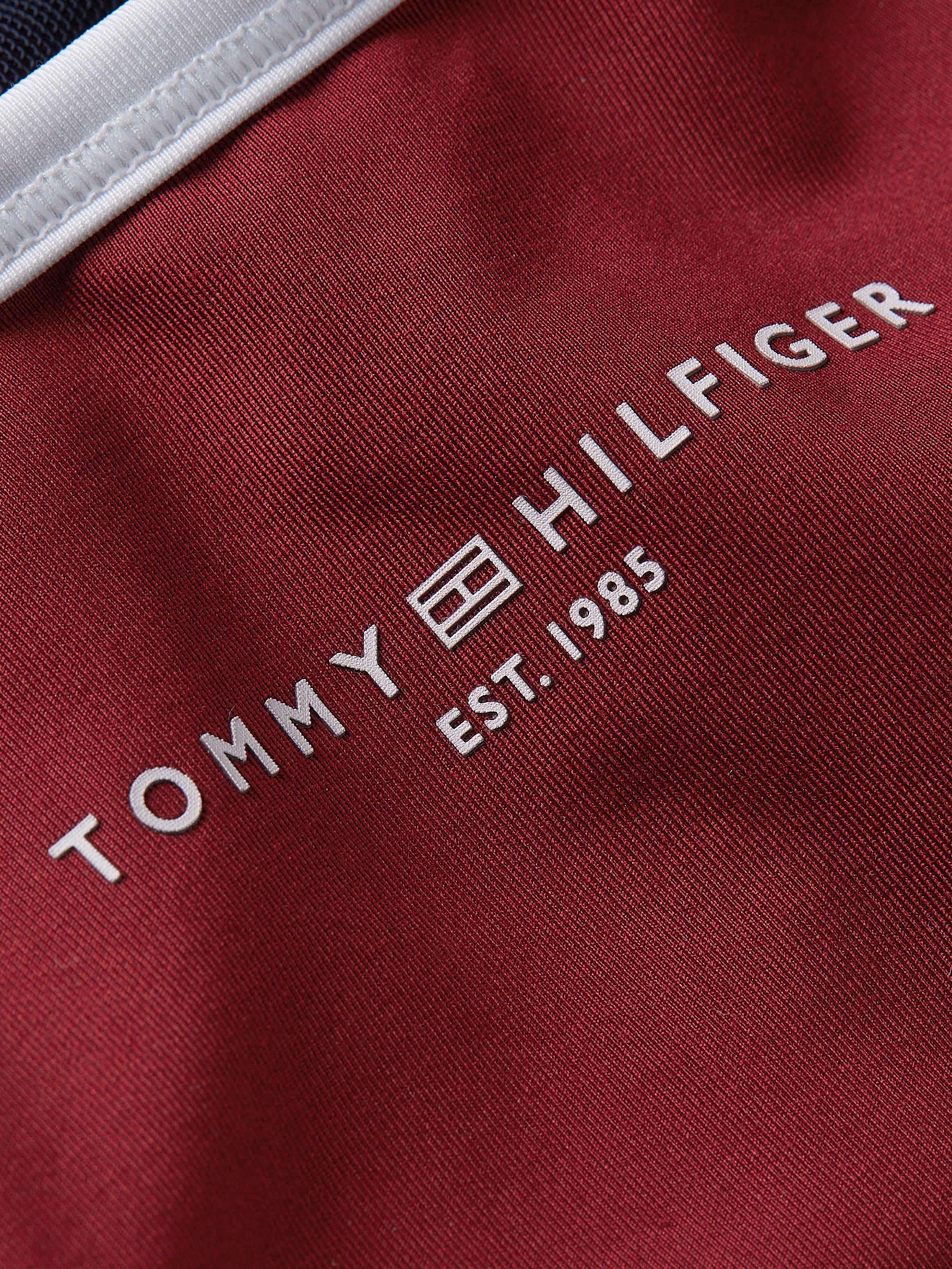 Tommy Hilfiger Sport Sport-Bustier »ESSENTIALS MINI CORP MID INT BRA« mit Trägern für mittelstarken Halt, Racerback