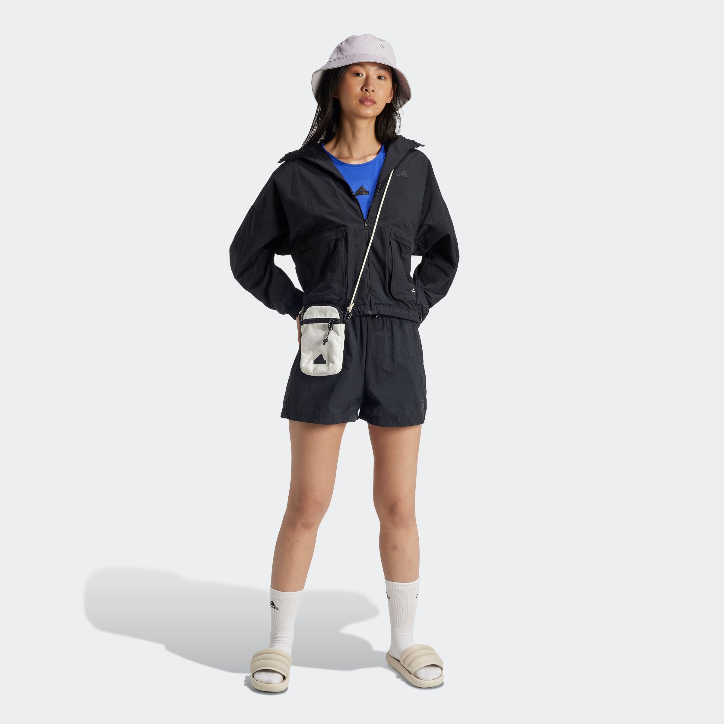 adidas Sportswear Shorts »CITY ESCAPE WOVEN«