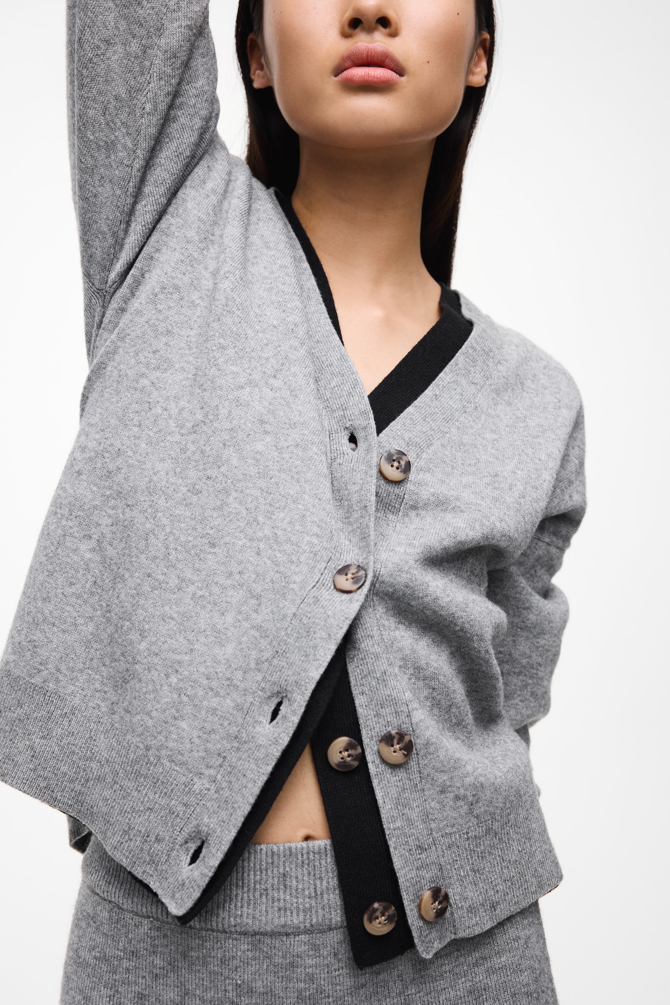 Vila Veste en tricot »VIRIL V-NECK KNIT CARDIGAN - NOOS«
