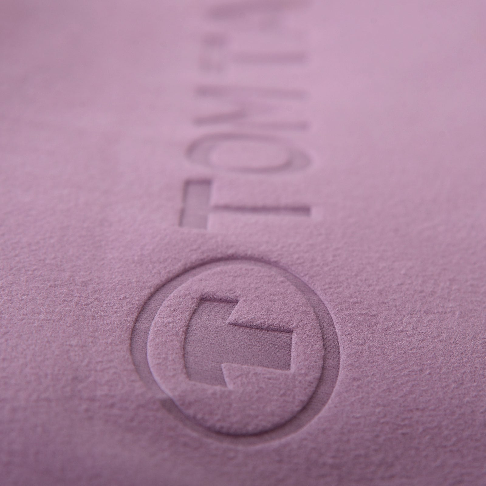 TOM TAILOR HOME Sporthandtuch »Fitnesstuch COLOR BATH« Logo Prägung, Mikrofaser, weich, schnell trocknend