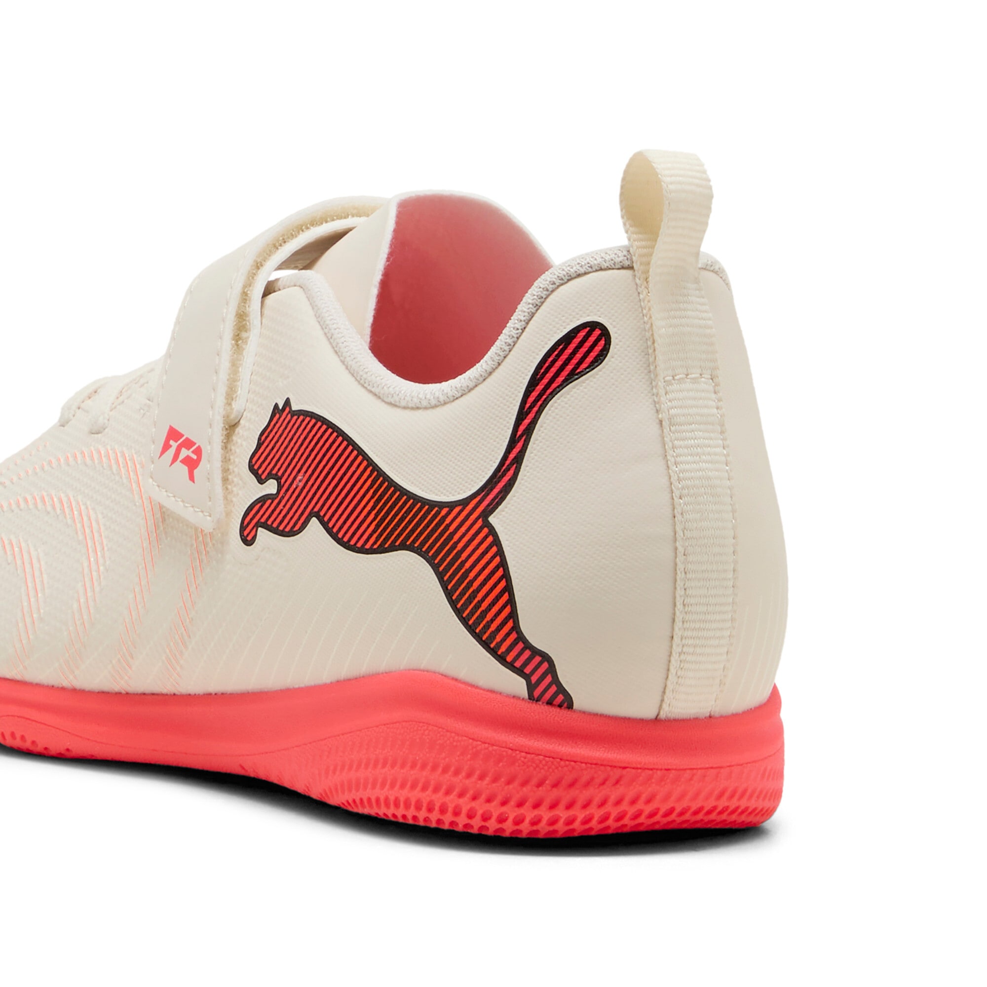 PUMA Chaussure de football »FUTURE 9 PLAY IT V JR«  pour salle et rue, pour jeunes