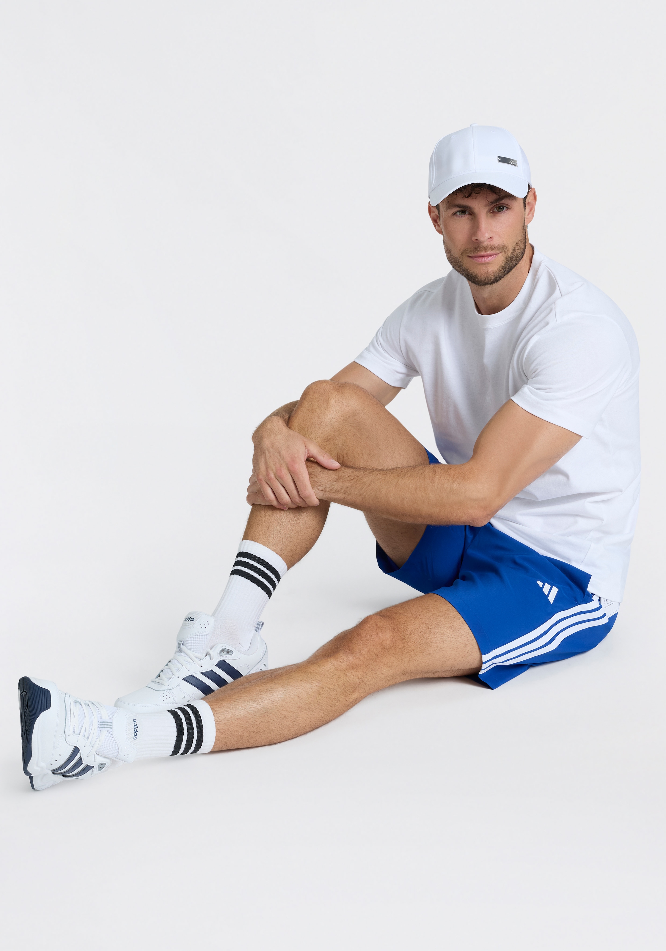 adidas Sportswear T-Shirt »M AK SL TEE« mit Rundhalsausschnitt, sportlich, schwere Premium-Qualität