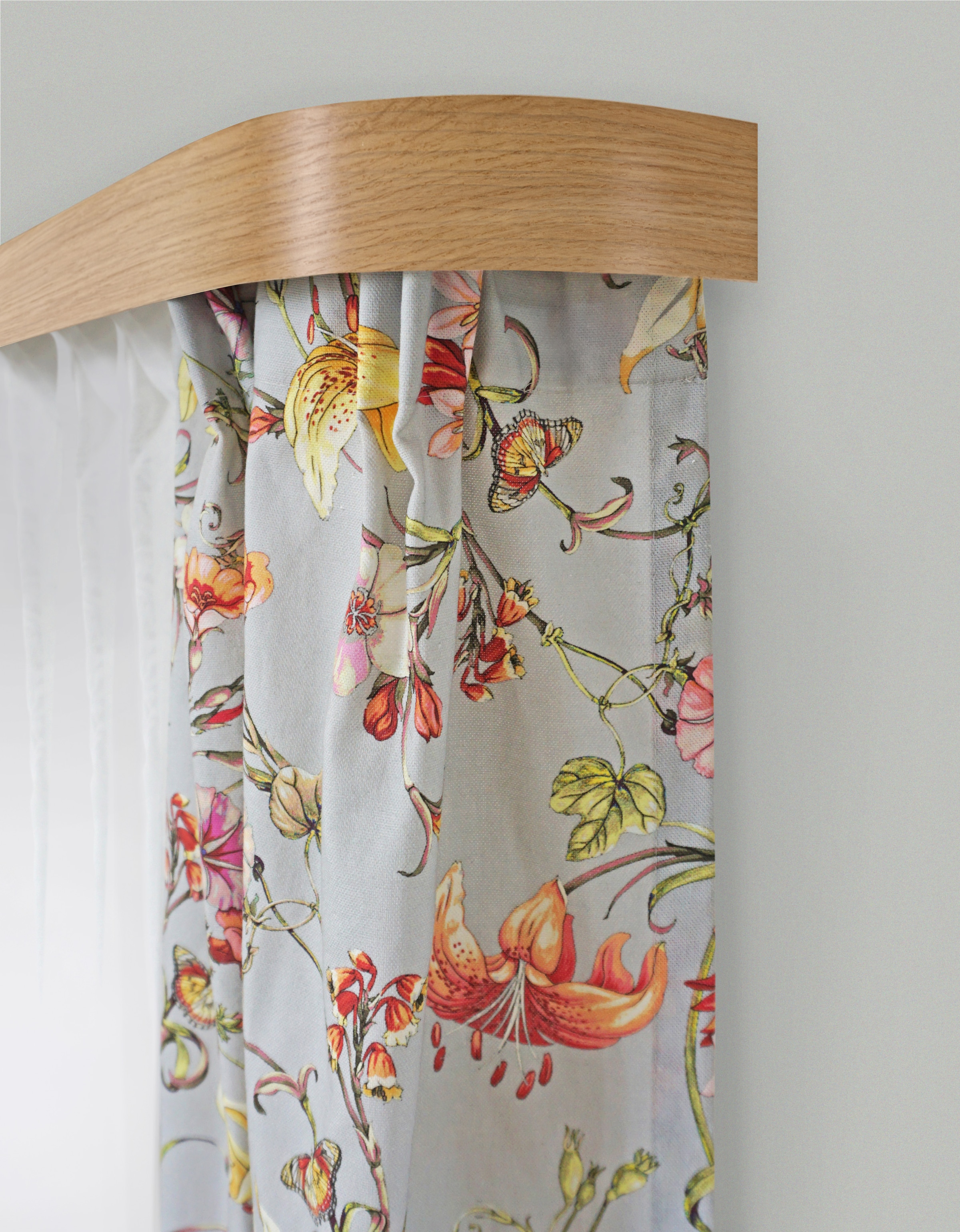 GARESA Système de rails »Kunststoffschiene mit Blende« 3 course-läufig Wunschmasslänge seitlich mit 2 Rundbögen (kein Spalt zwischen Vorhang und Wand!)