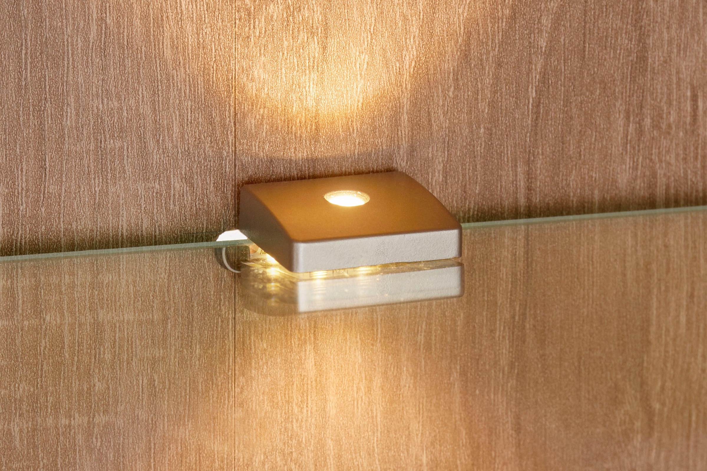 VOGL Möbelfabrik Vitrine Höhe 202 cm