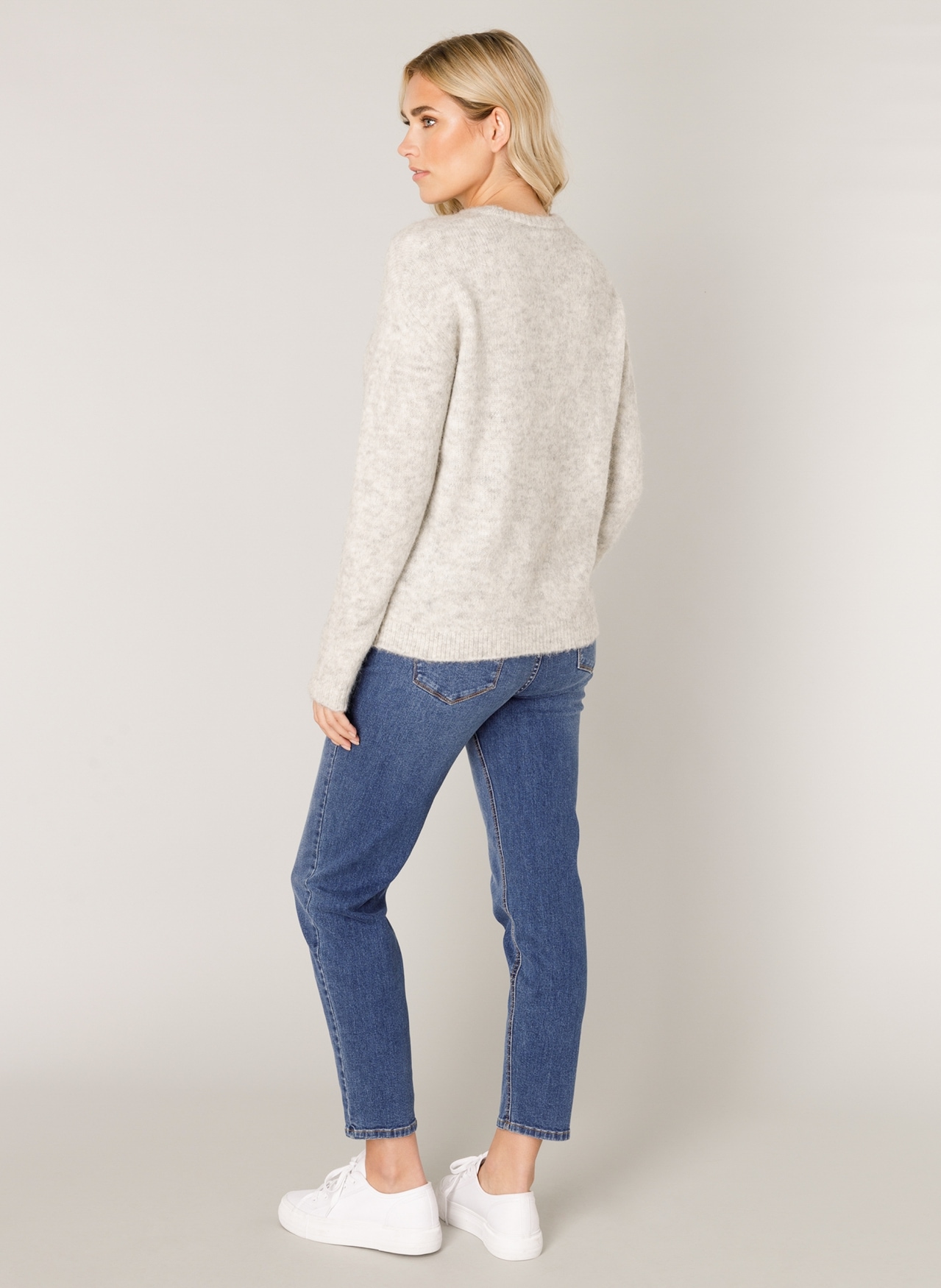 Base Level Pull en tricot »Yana« mit Wolle