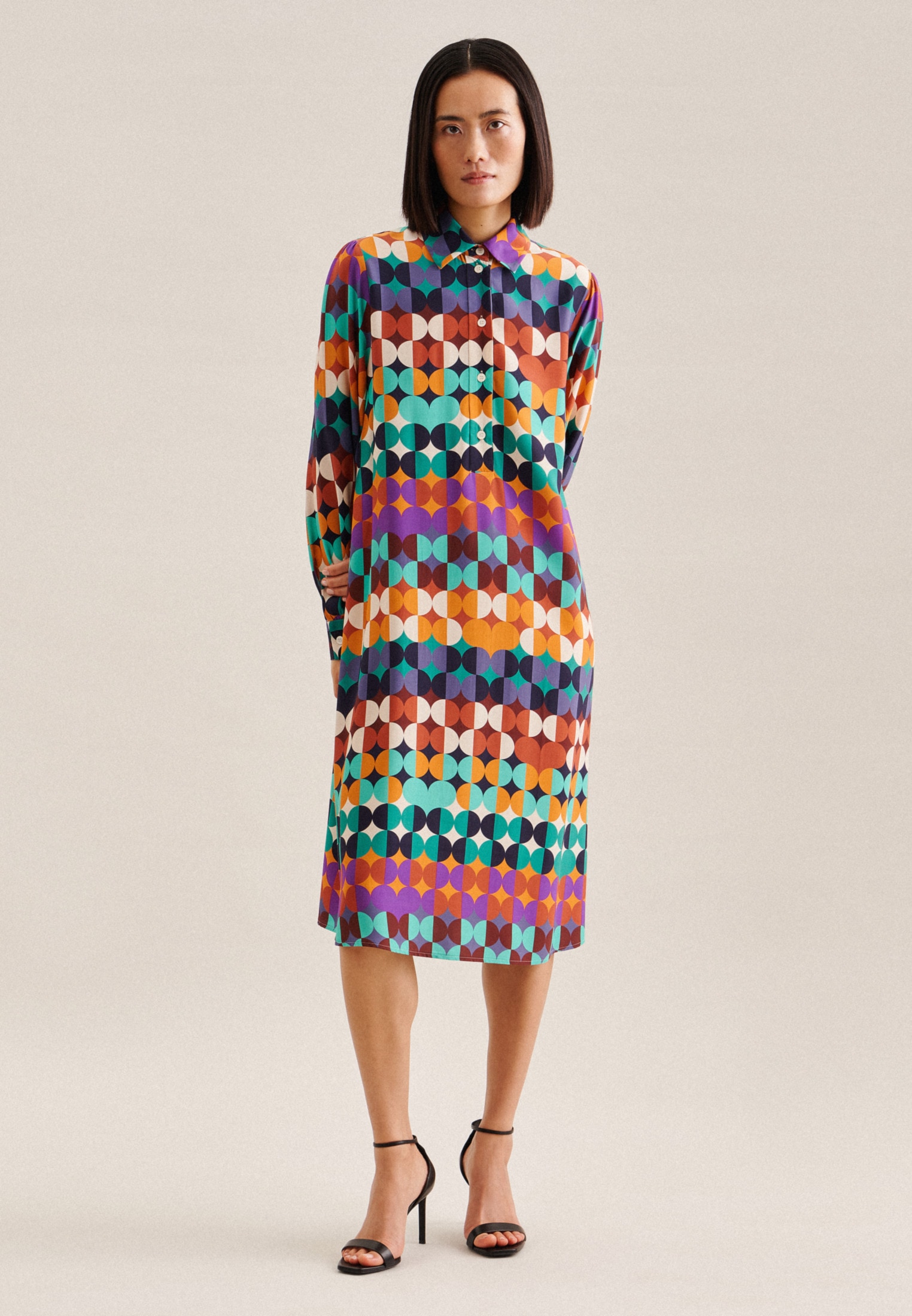 seidensticker Sommerkleid »Schwarze Rose« Langarm Kragen Geometrische Muster