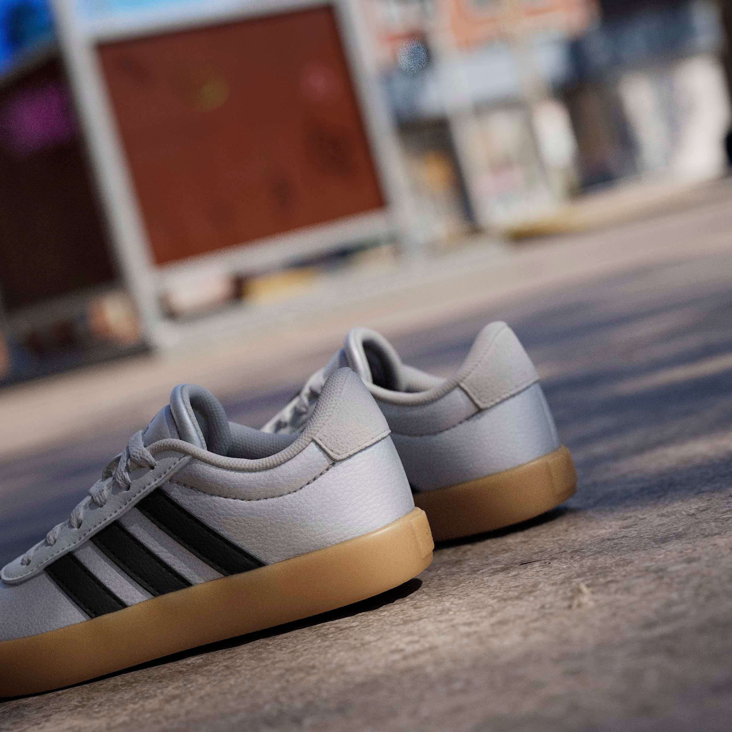 adidas Sportswear Sneaker »VL COURT 3.0«  inspiriert vom Design des adidas samba, für Kinder & Jugendliche