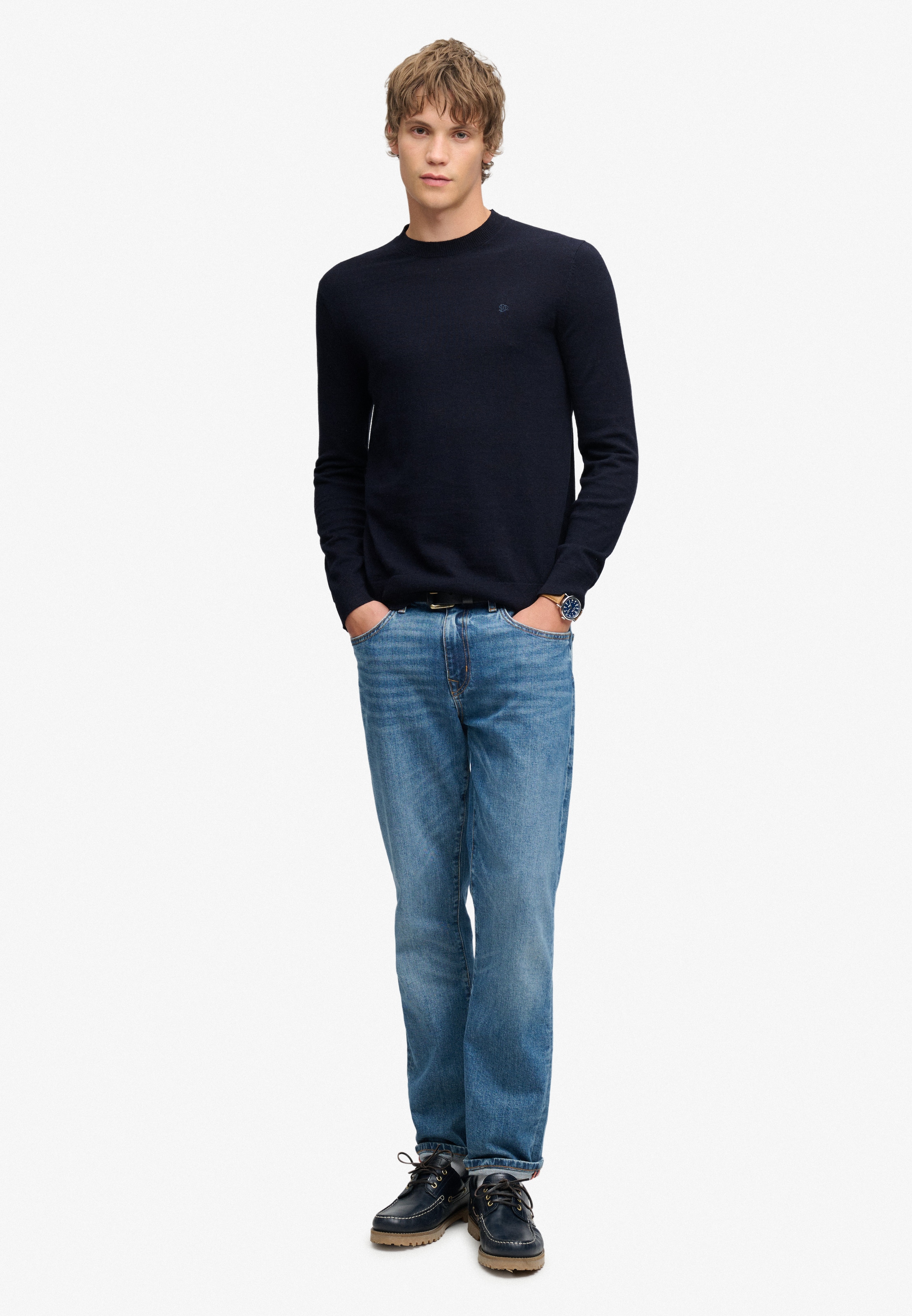 Superdry Pull à col rond »ESSENTIAL LW WOOL BLEND JUMPER« Mélange de coton, coupe slim