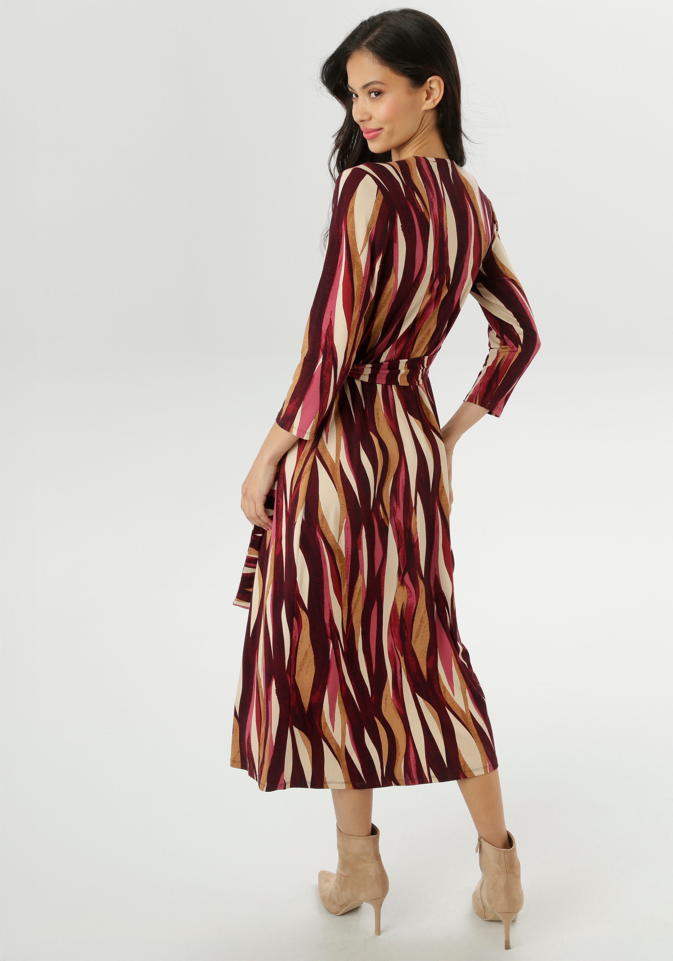 Aniston SELECTED Robe en jersey in femininer Wickel-Optik - NEUE KOLLEKTION