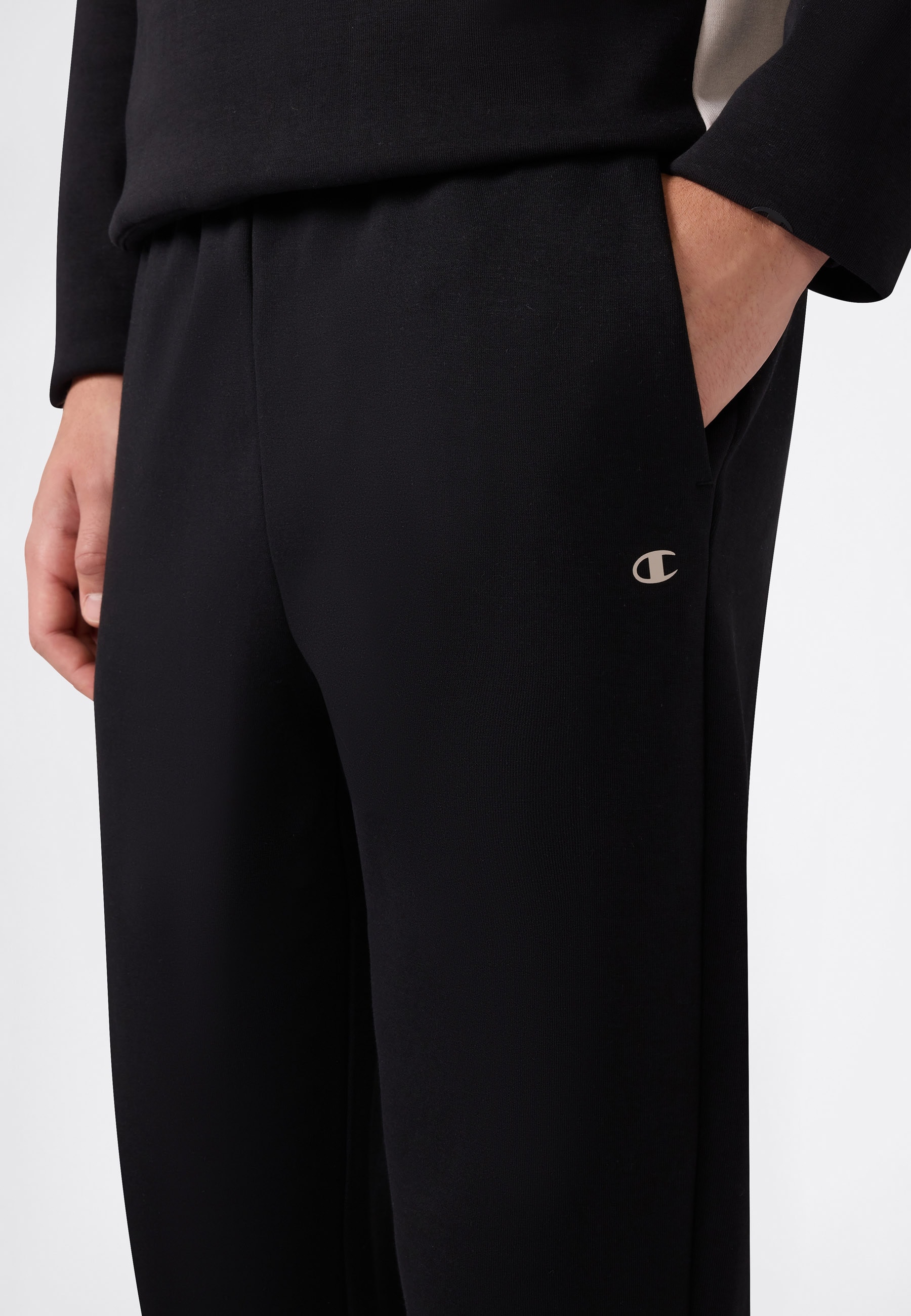 Champion Pantalon de jogging »Rib Cuff Pants«  avec une coupe sportive, en coton et polyester, coupe confortable