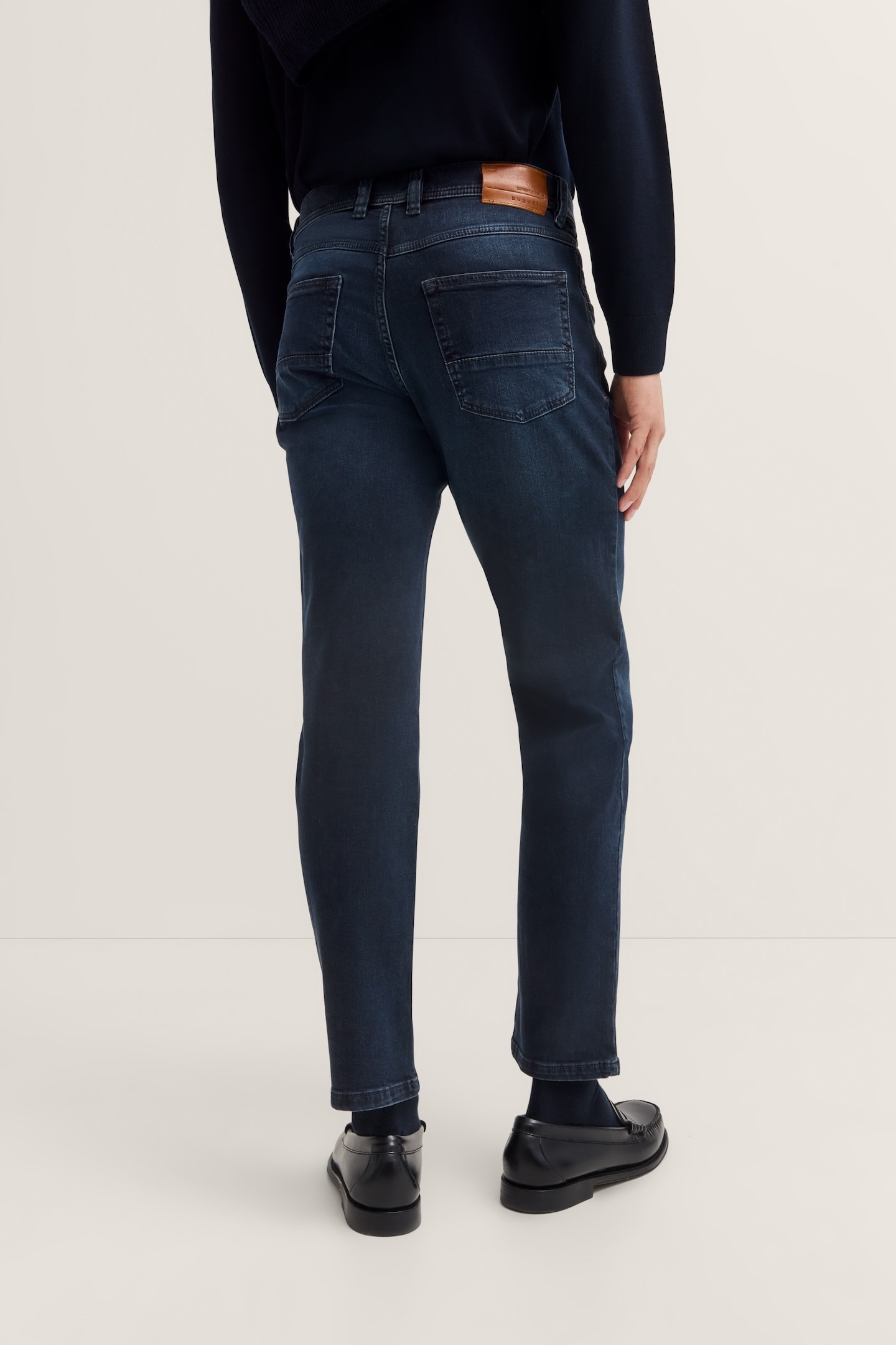 bugatti Jeans à 5 poches »Regular Fit« aus Authentic Denim mit Stretch-Komfort
