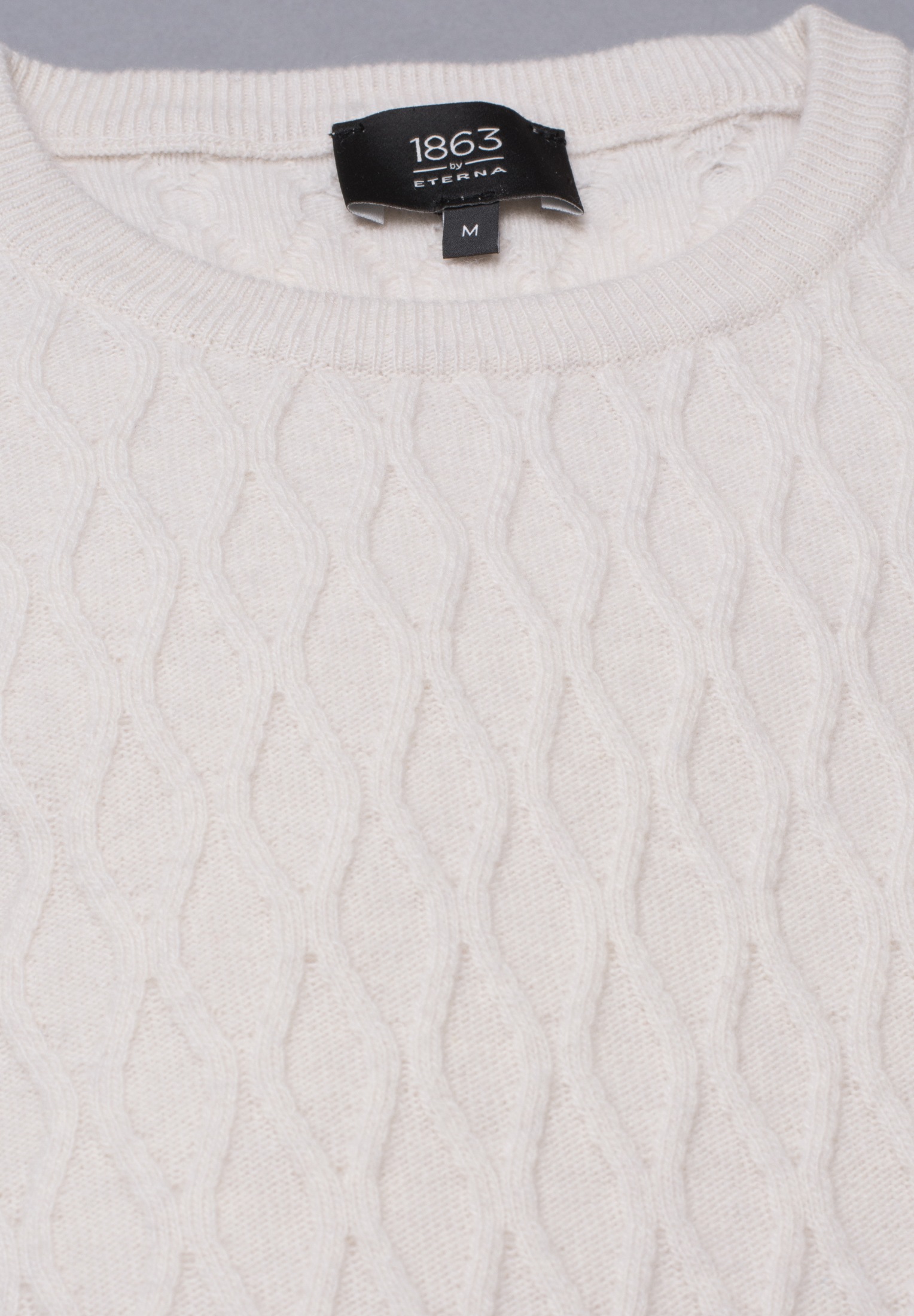 Eterna Pull en tricot