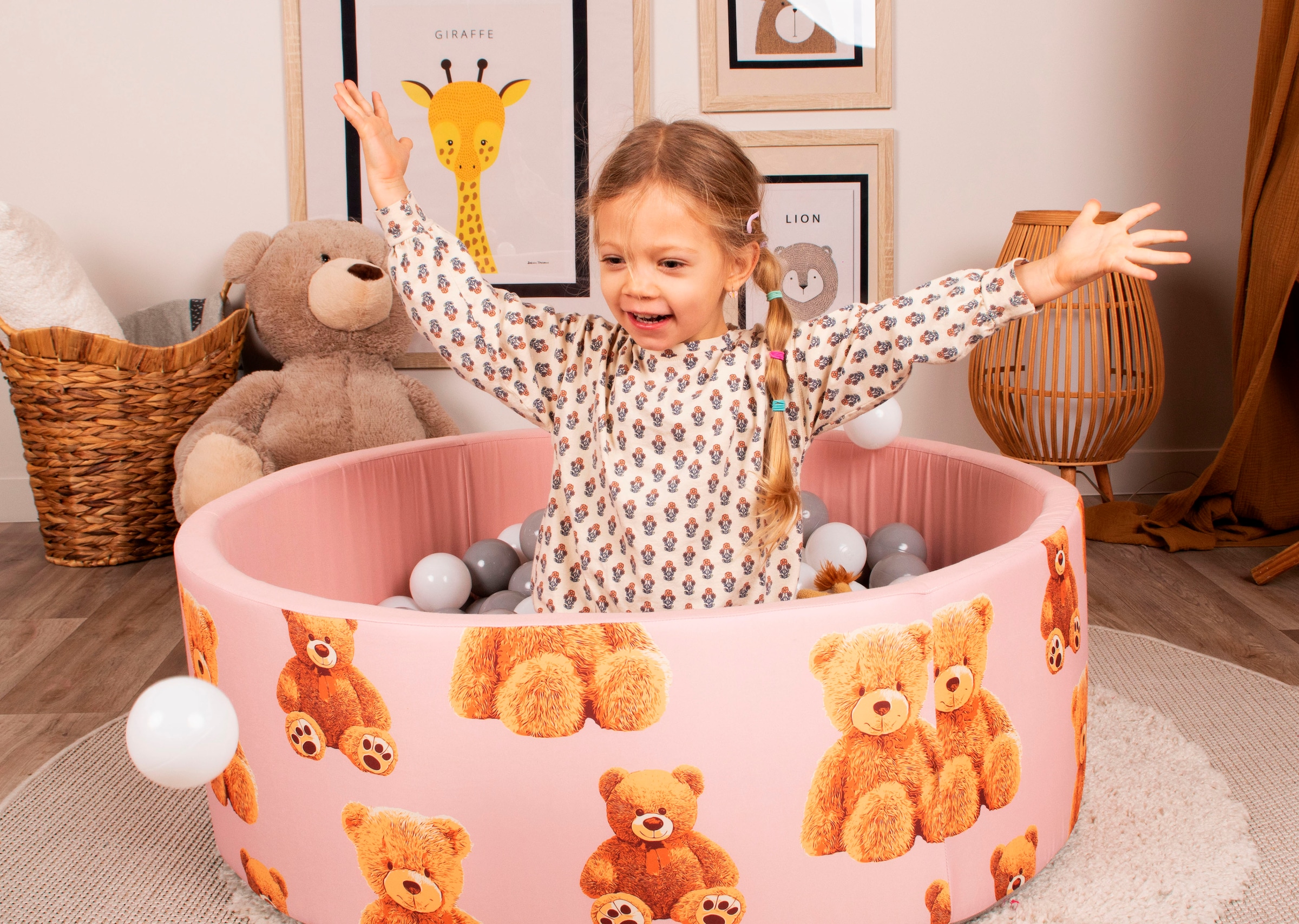 Knorrtoys® Bällebad »Soft, Teddy pink« mit 150 Bällen grey/white/transparent; Made in Eurpe