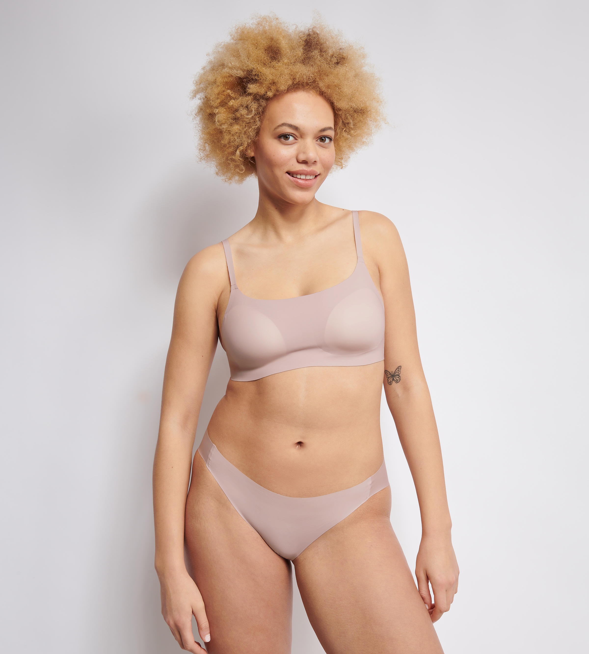 sloggi Soutien-gorge sans armatures »ZERO Feel 2.0« coussins amovibles, microfibre, bretelles réglables