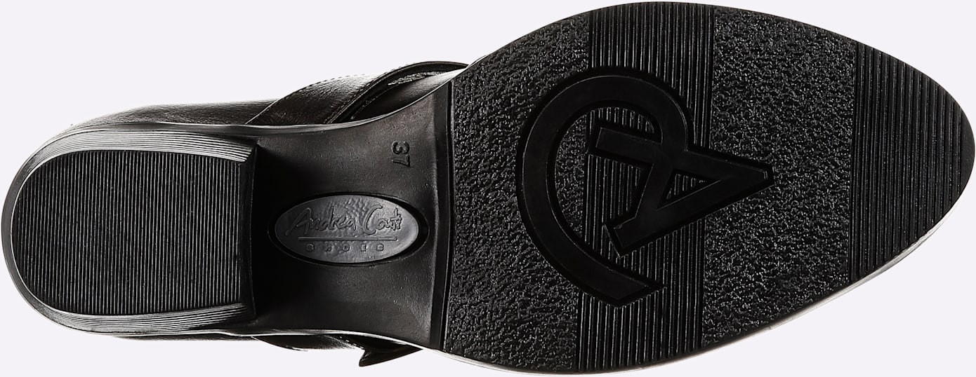 Andrea Conti Bottines