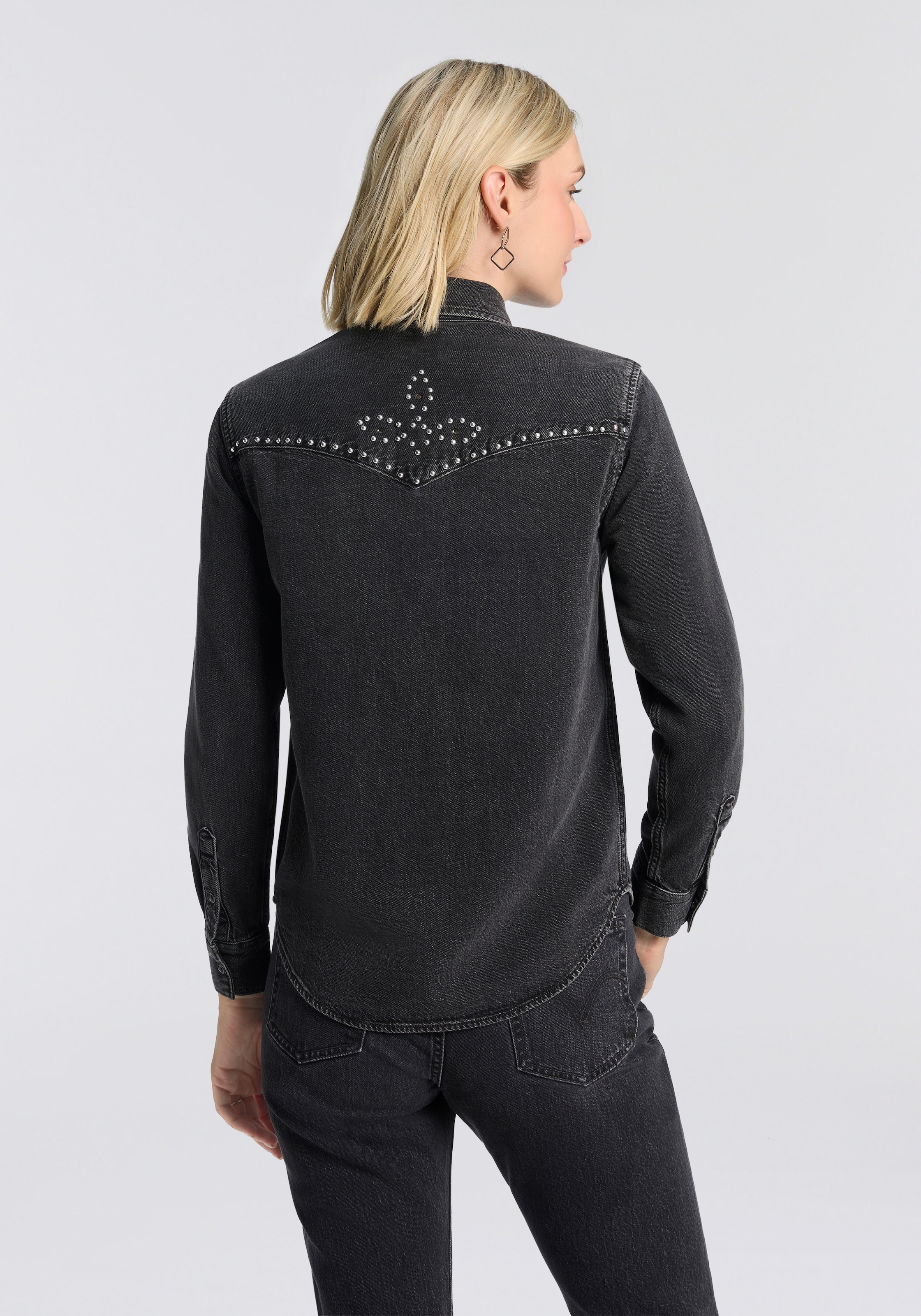 Levi's® Blouse en jean »ESSENTIAL WESTERN« mit Brusttaschen mit Druckknöpfen