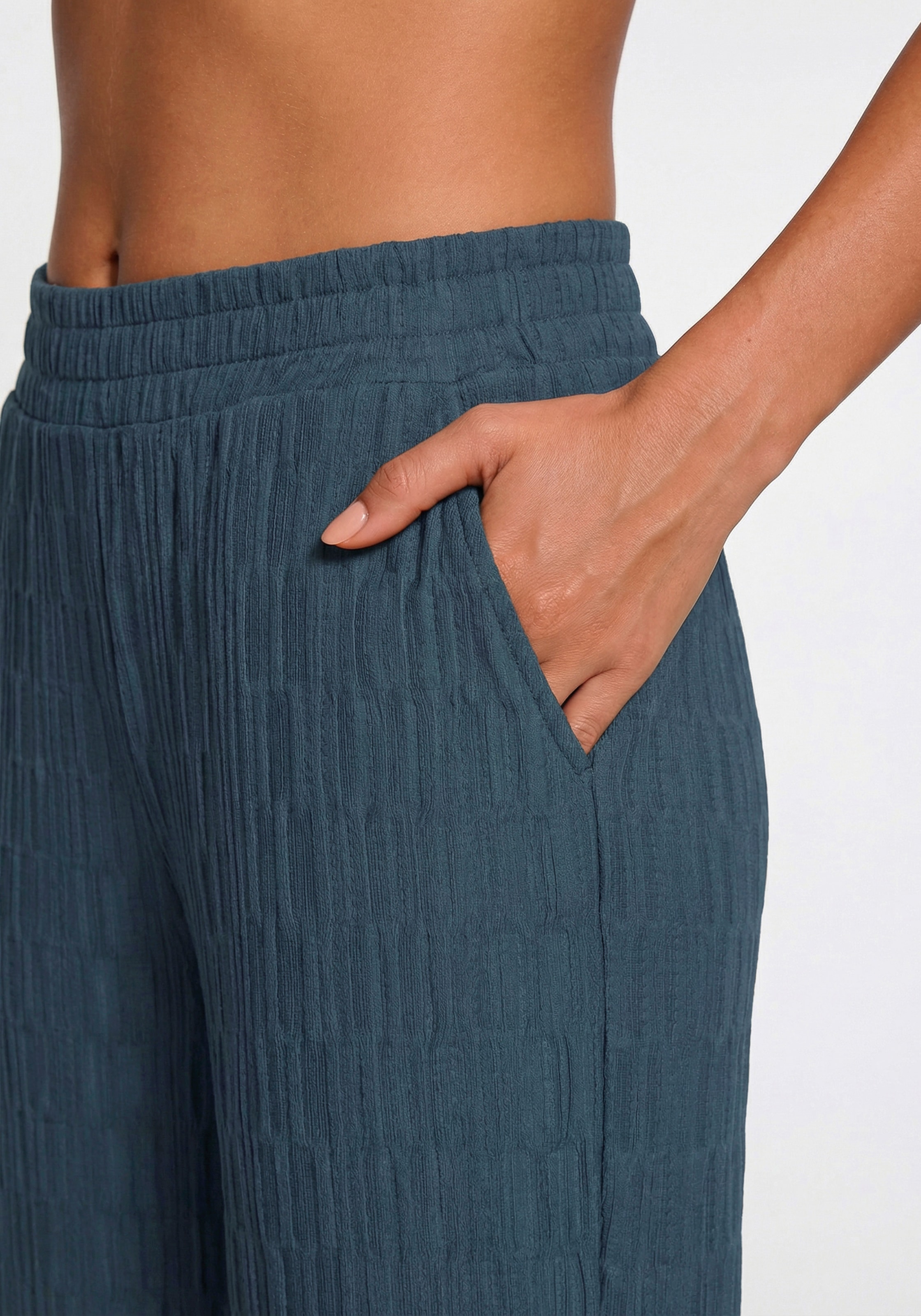 LASCANA Homewearhose »-Relaxhose«  lässige Form mit Wabendesign, Loung- und Homewear