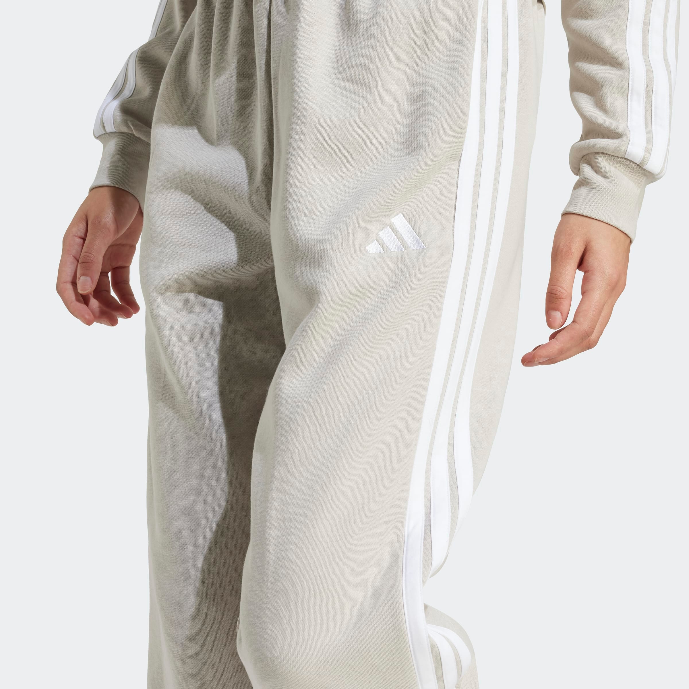 adidas Sportswear Pantalon de sport »W 3S FL C PT«  coupe ample, jambes fuselées