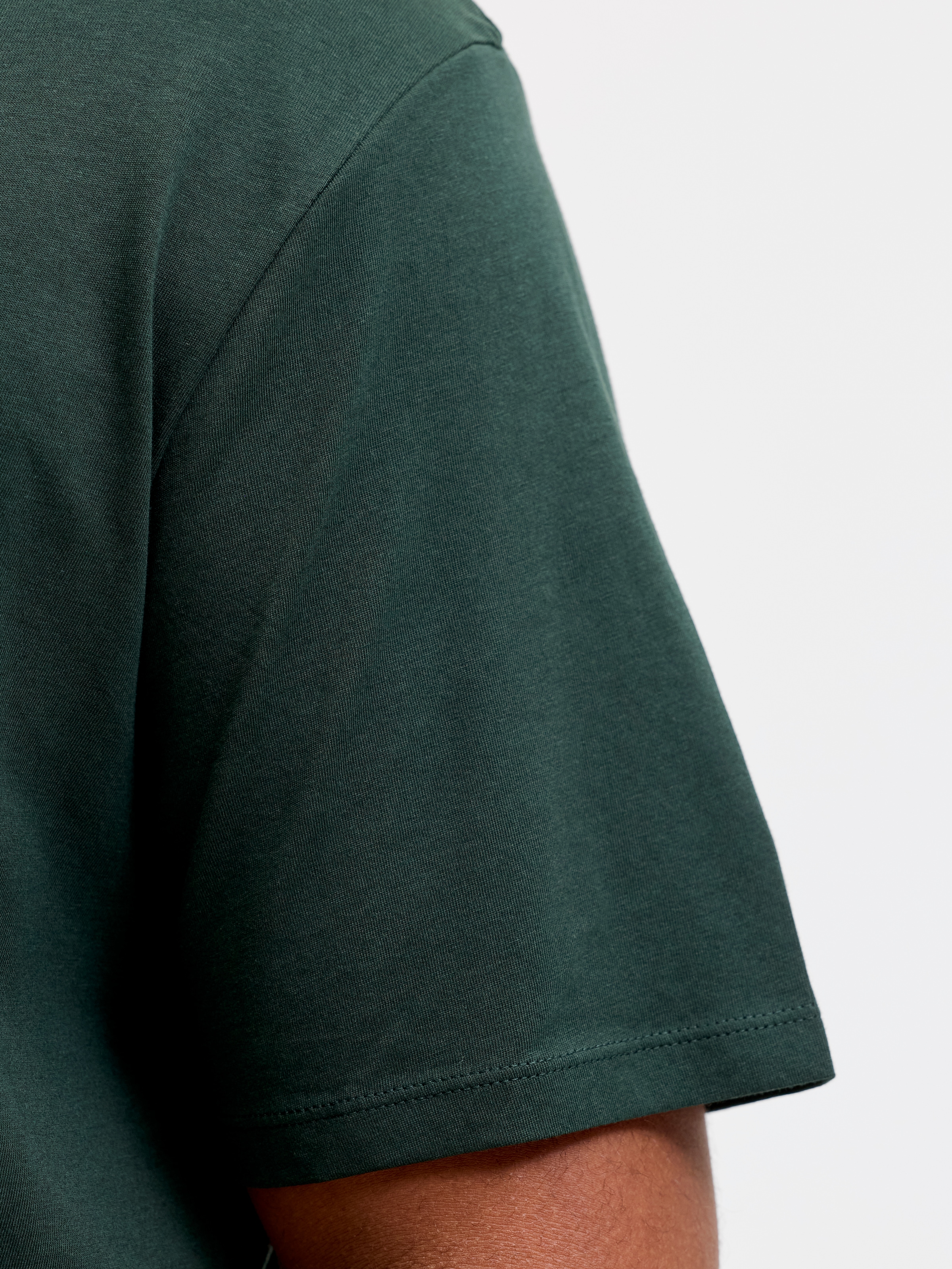 Jack & Jones PlusSize T-shirt »JJELOGO TEE SS O-NECK 2 COL AW26 SN PLS« en pur coton, avec bord droit au corps, en taille plus