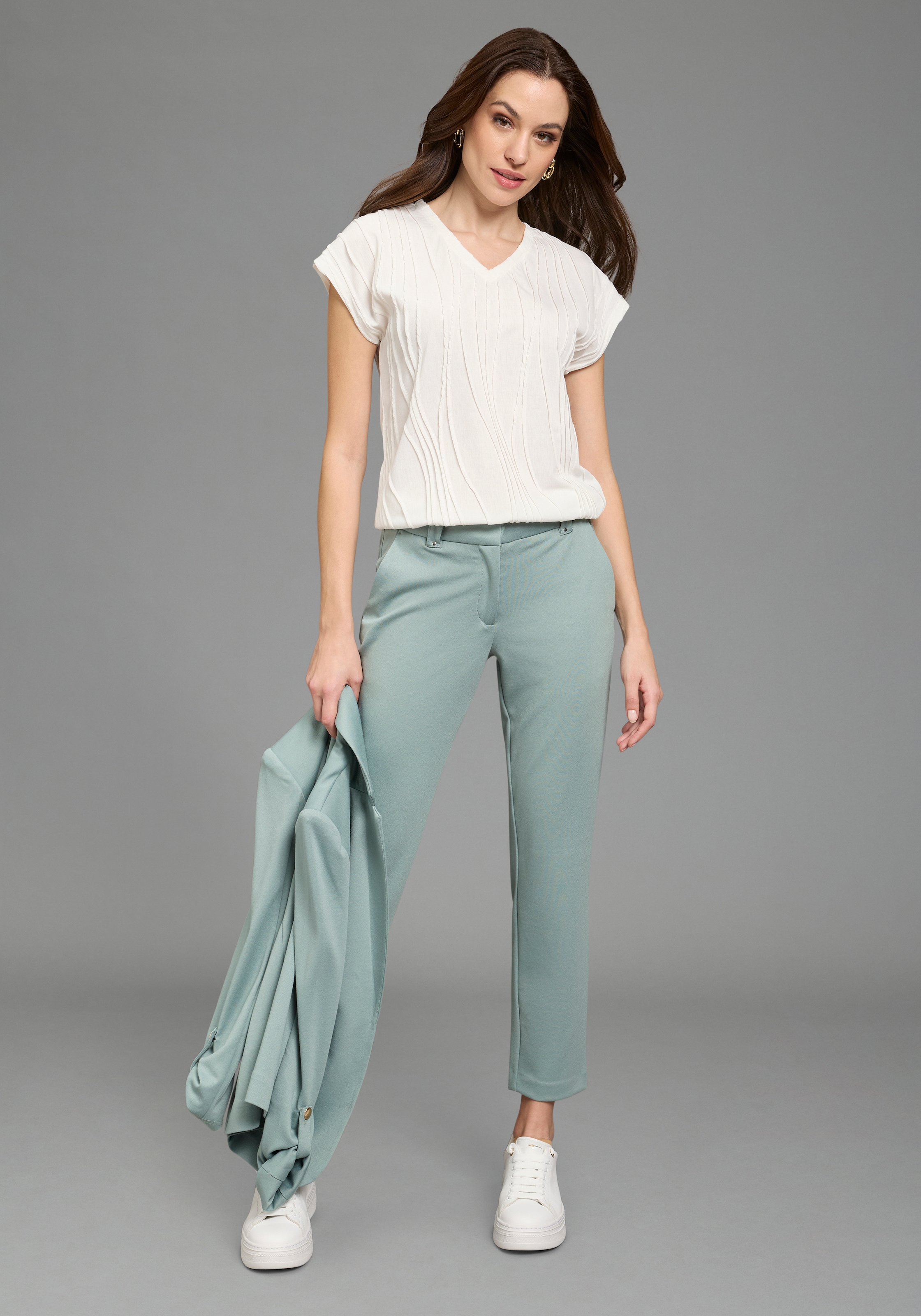 Bruno Banani T-shirt en V mit V-Ausschnitt und Strukturmuster