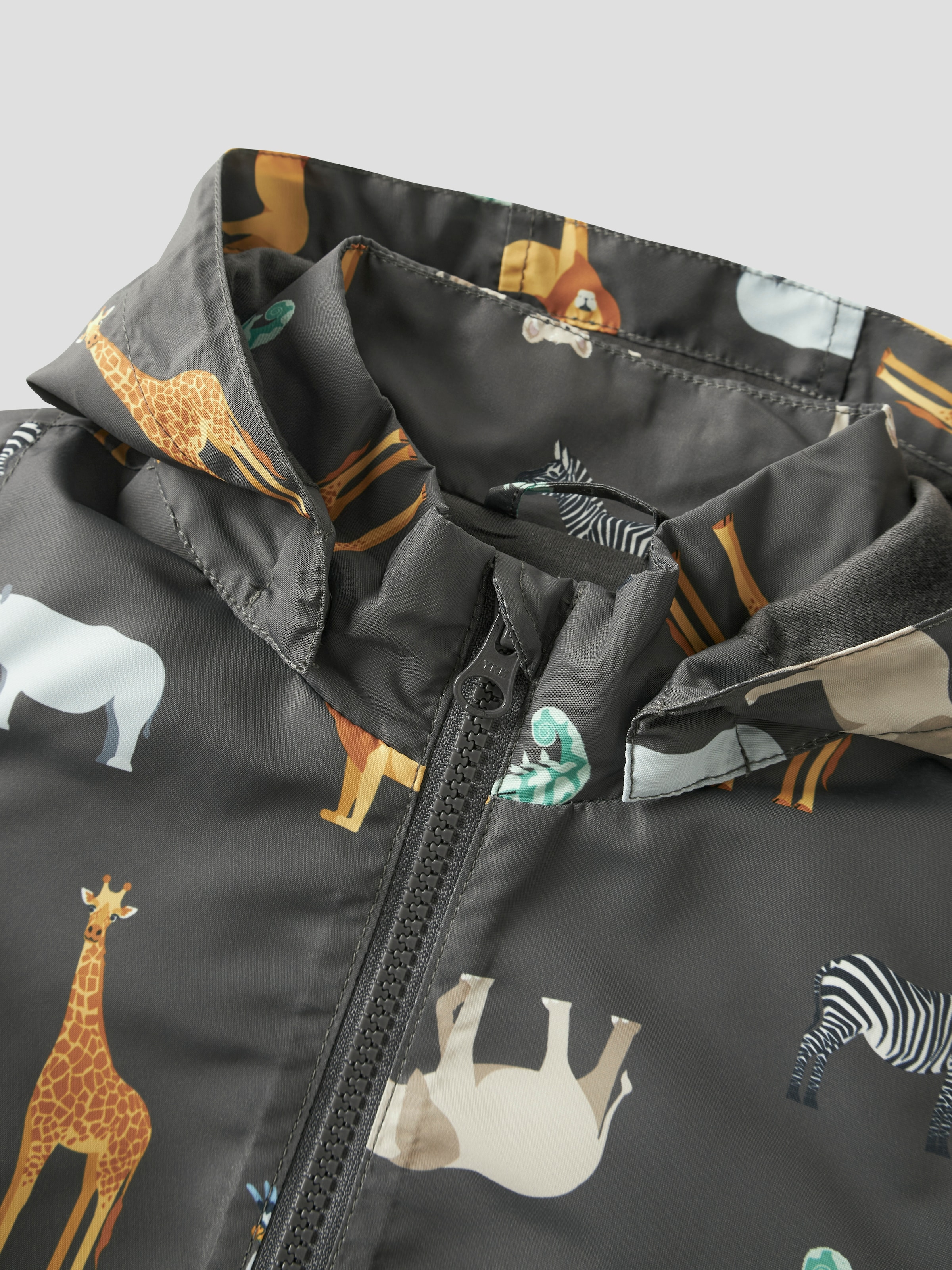 Name It Veste d'extérieur »NMMMAX JACKET LI AOP NOOS« avec capuche Détails réfléchissants, déperlant