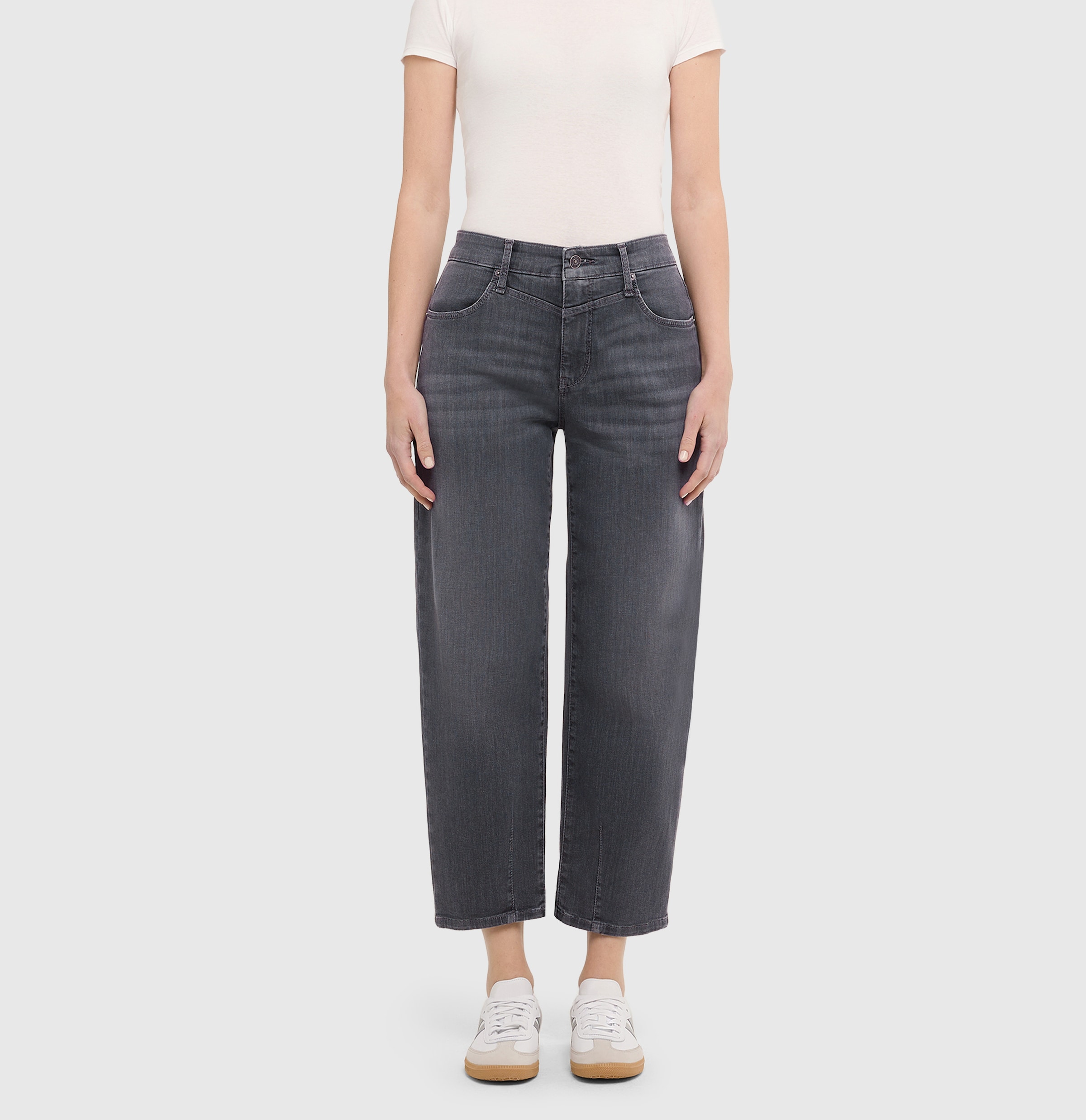 MAC Jeans Relax-fit »BOBBIE« Barrel Jeans mit modernen Naht-Details