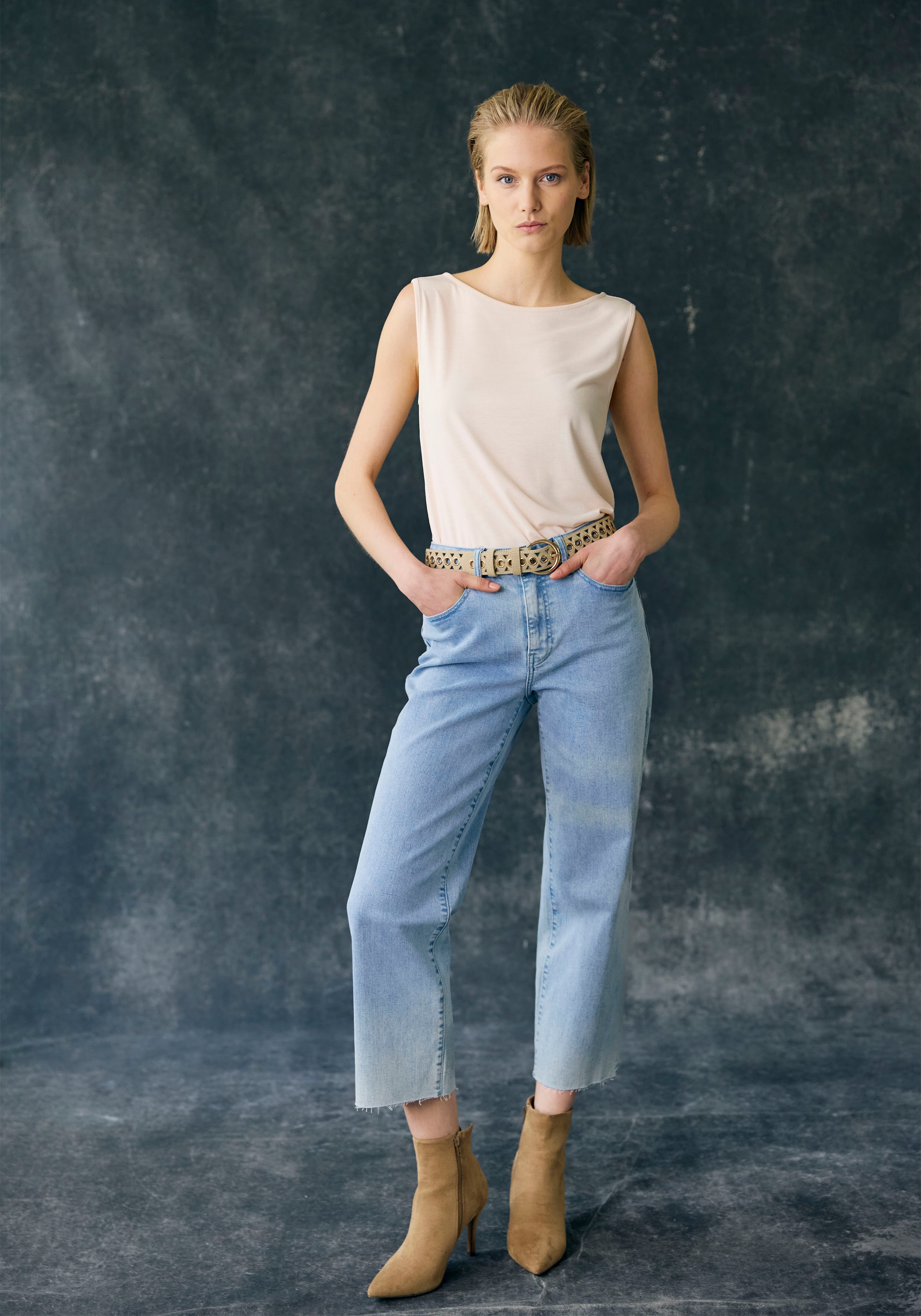 Buffalo Jeans large »aus weichem Baumwoll-Denim« ourlet des jambes légèrement effiloché, culotte longueur 7/8, confortable