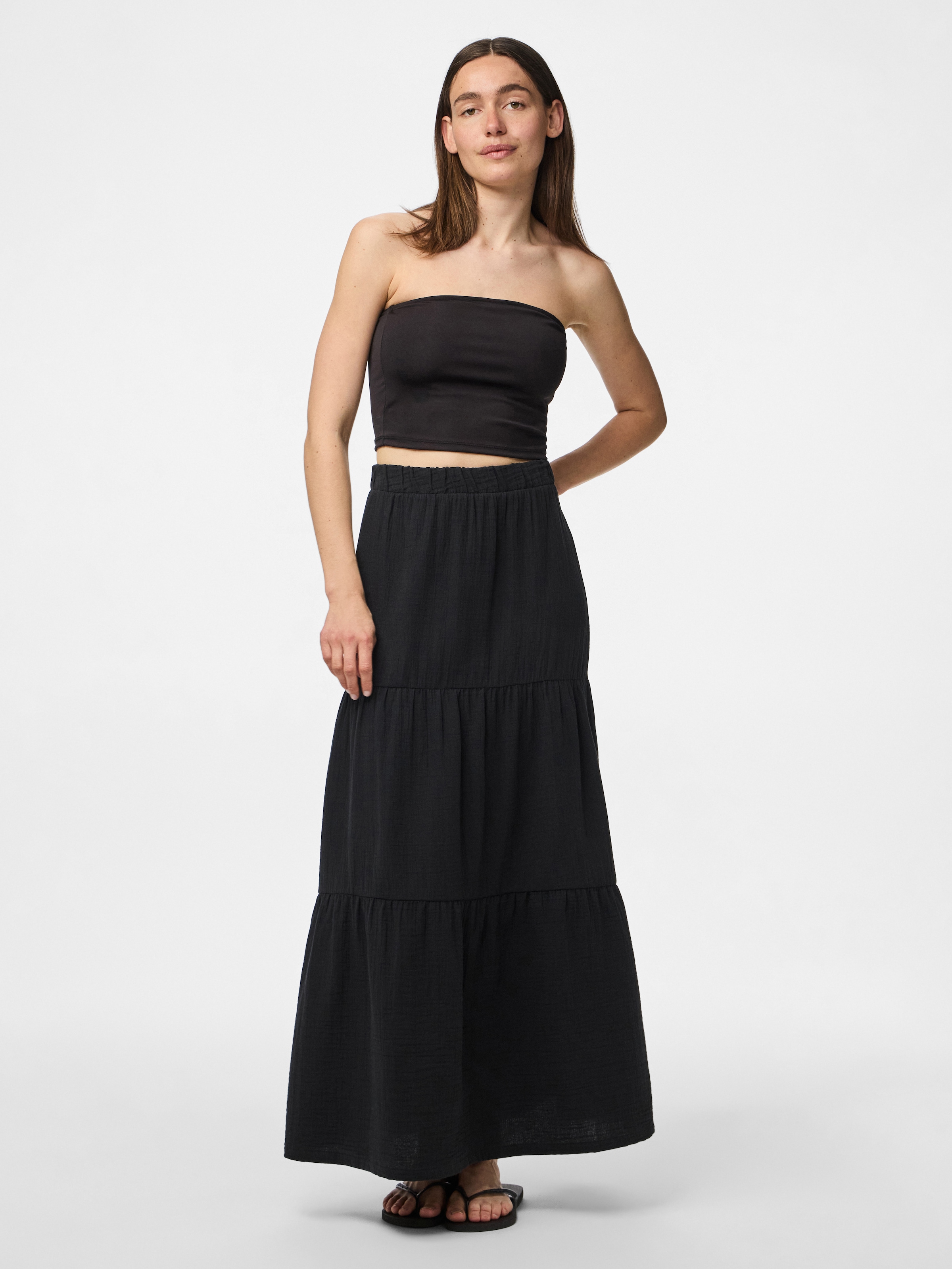 pieces Maxi jupe »PCSIKKA HW MAXI SKIRT WVN NOOS« mit Stufen
