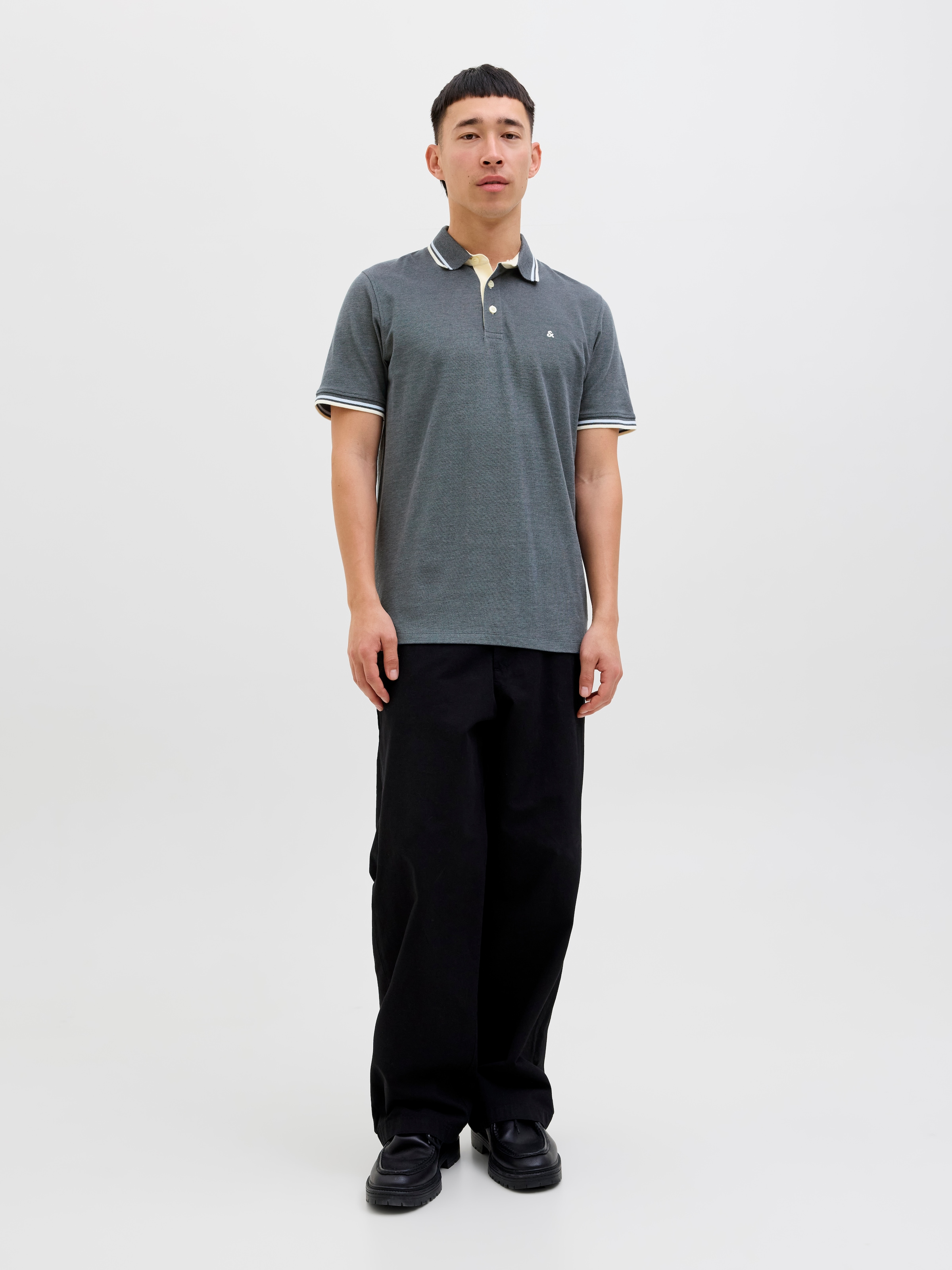 Jack & Jones Polo »JJEPAULOS  Poloshirt mit klassischem Kragen und figurbetonter Form« broderie logo, tendance, étroit, coton, col polo